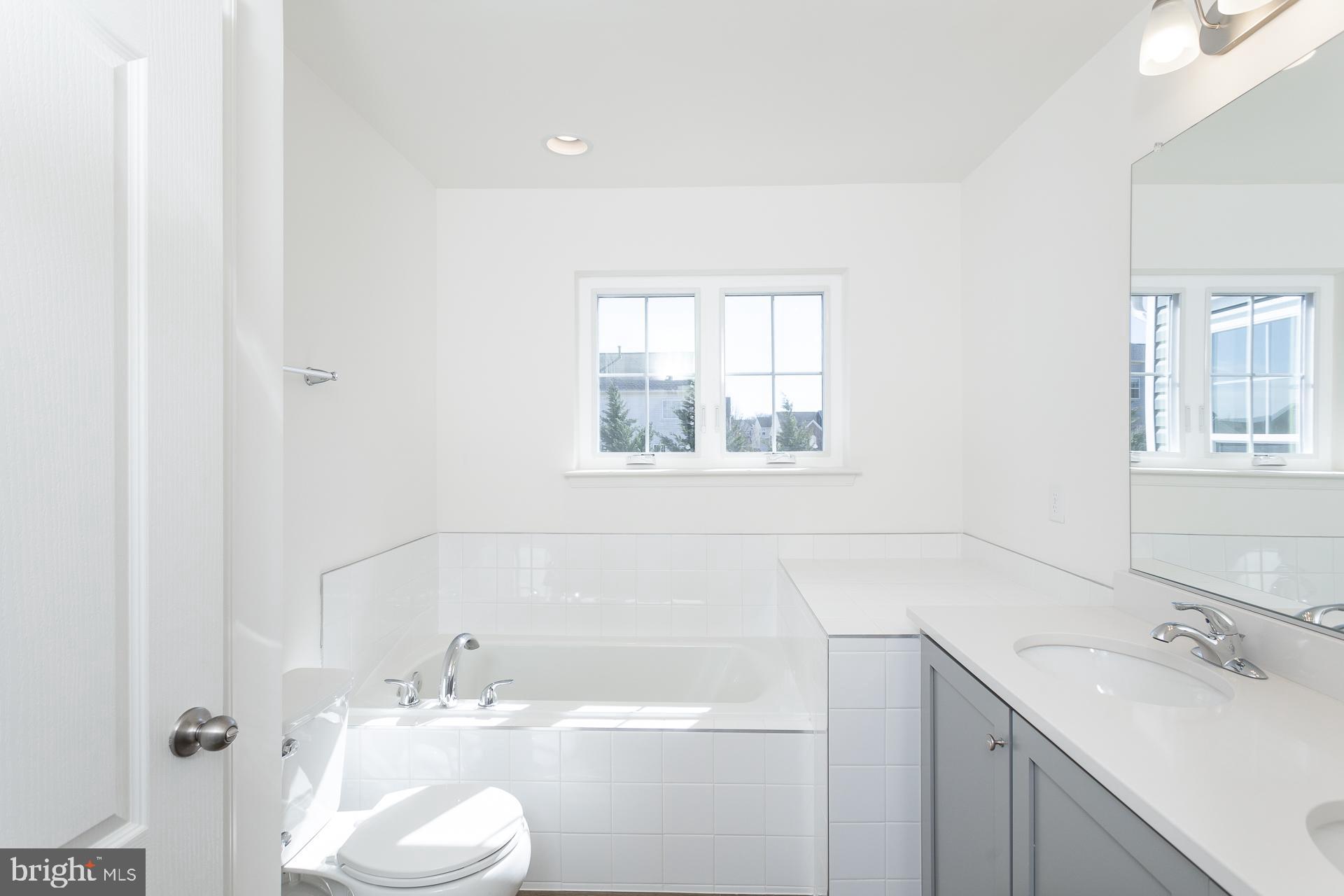 ARCHERS ROCK - Residential