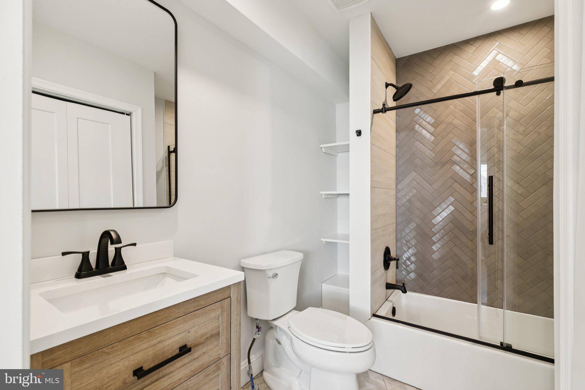 PASSYUNK SQUARE - Residential