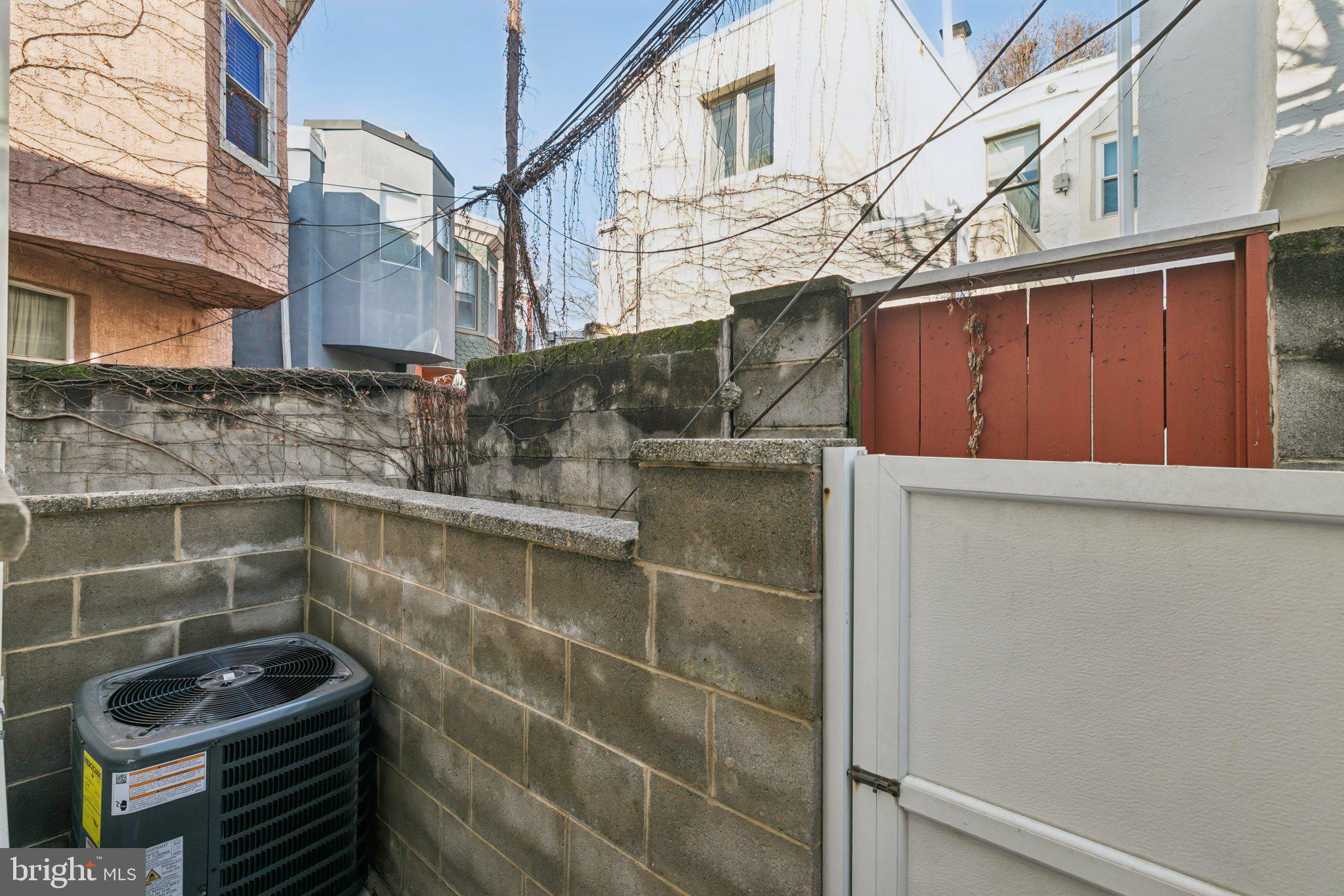 PASSYUNK SQUARE - Residential