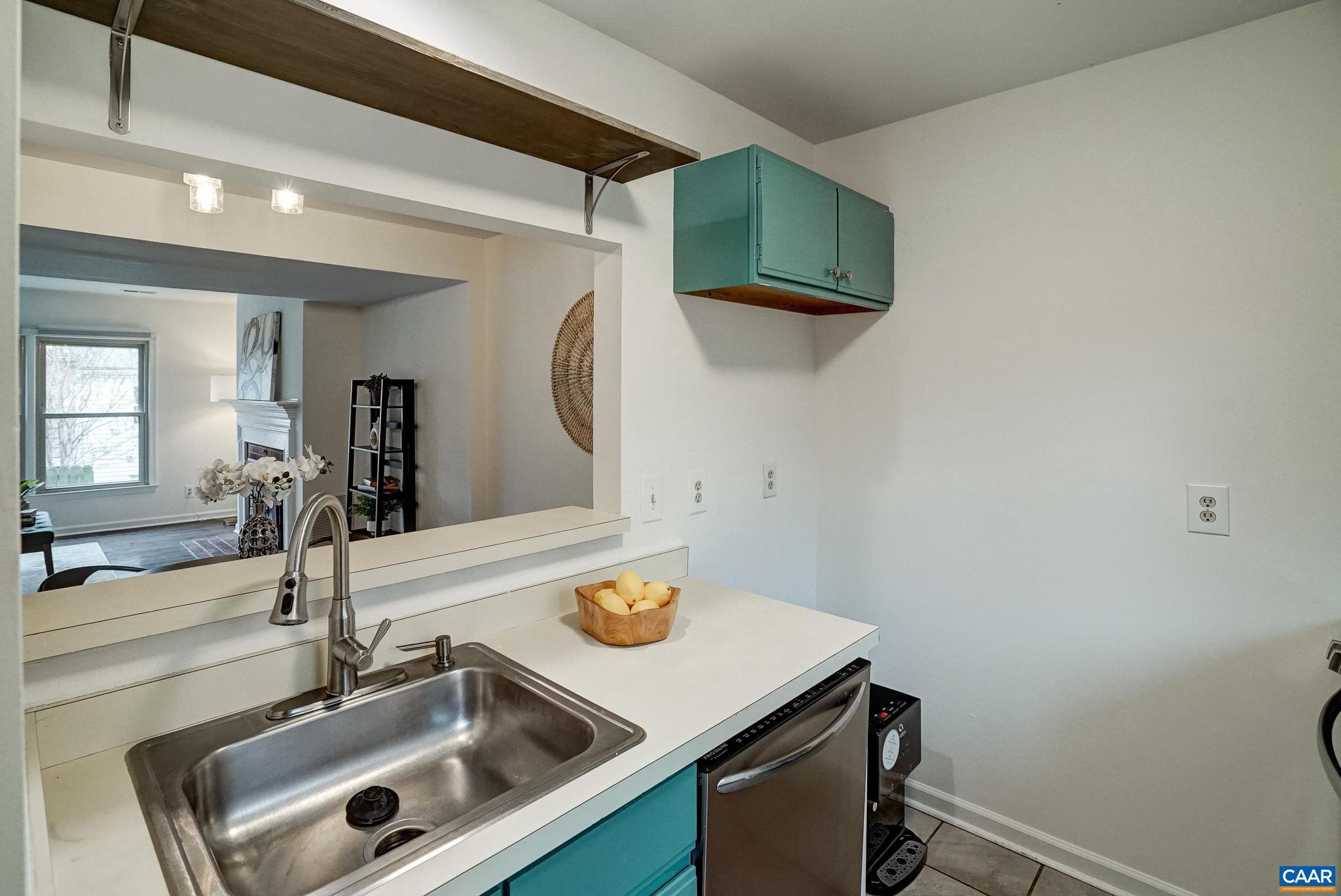 GARDEN COURT - Residential