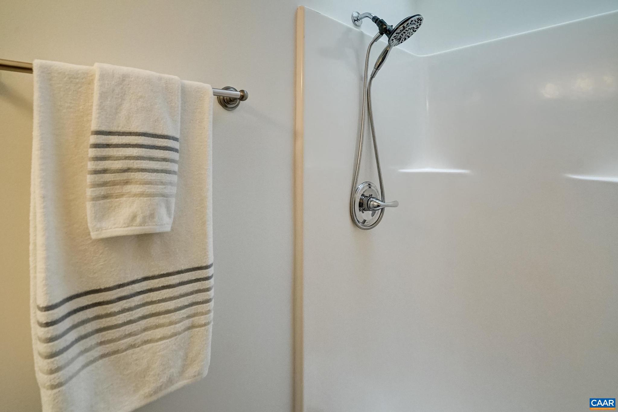 GARDEN COURT - Residential