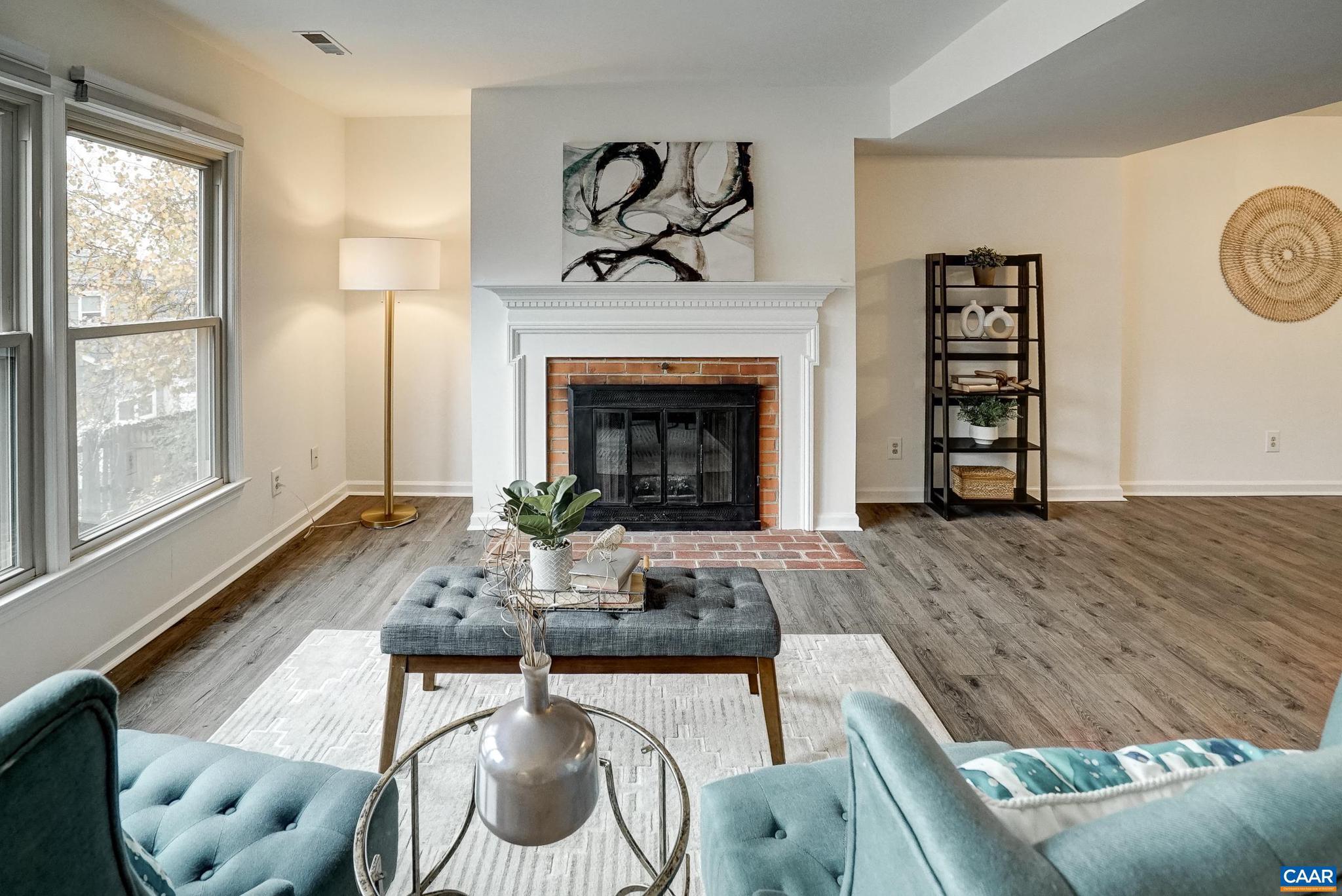 GARDEN COURT - Residential