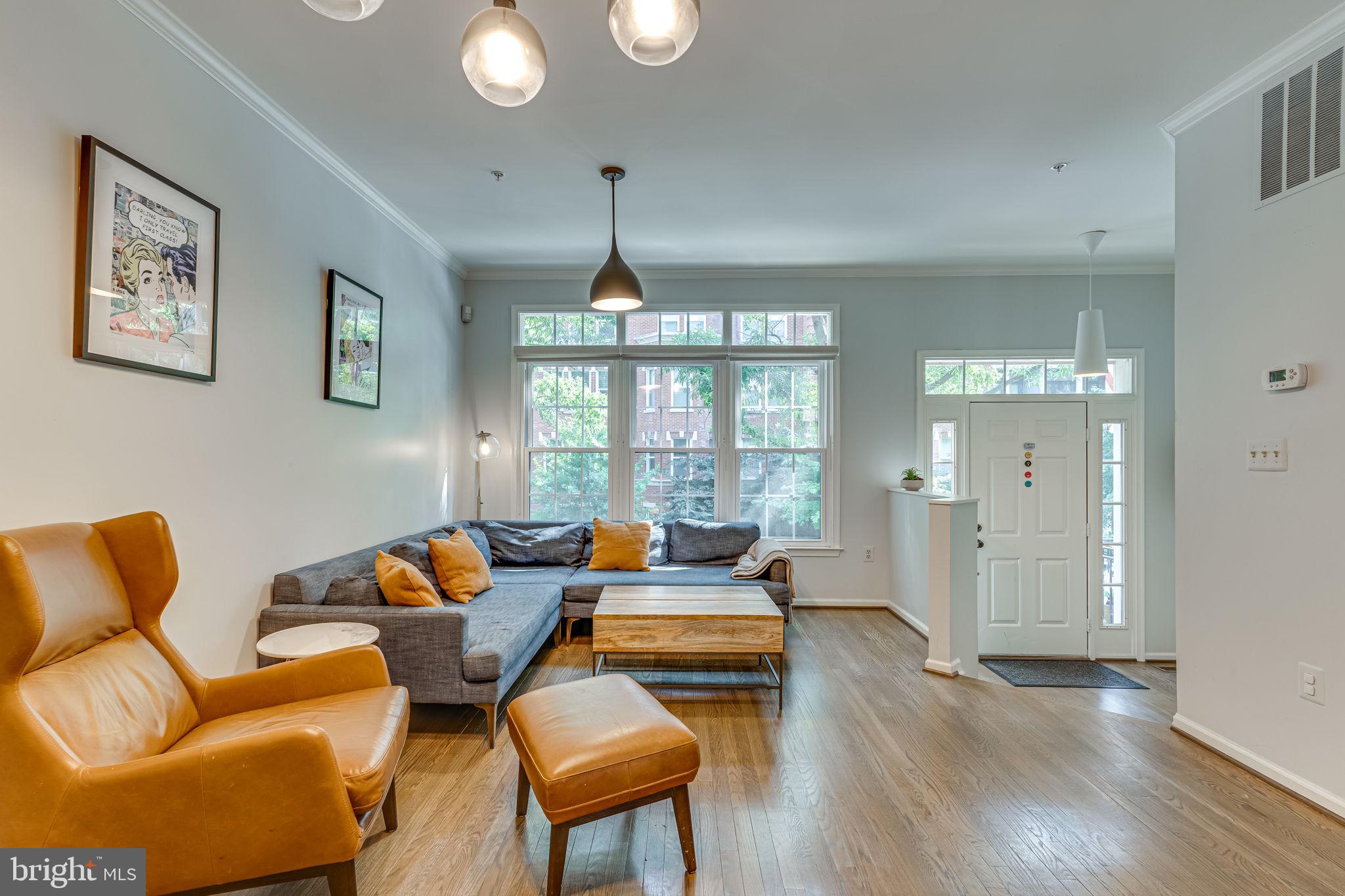 COURTS OF BALLSTON - Residential