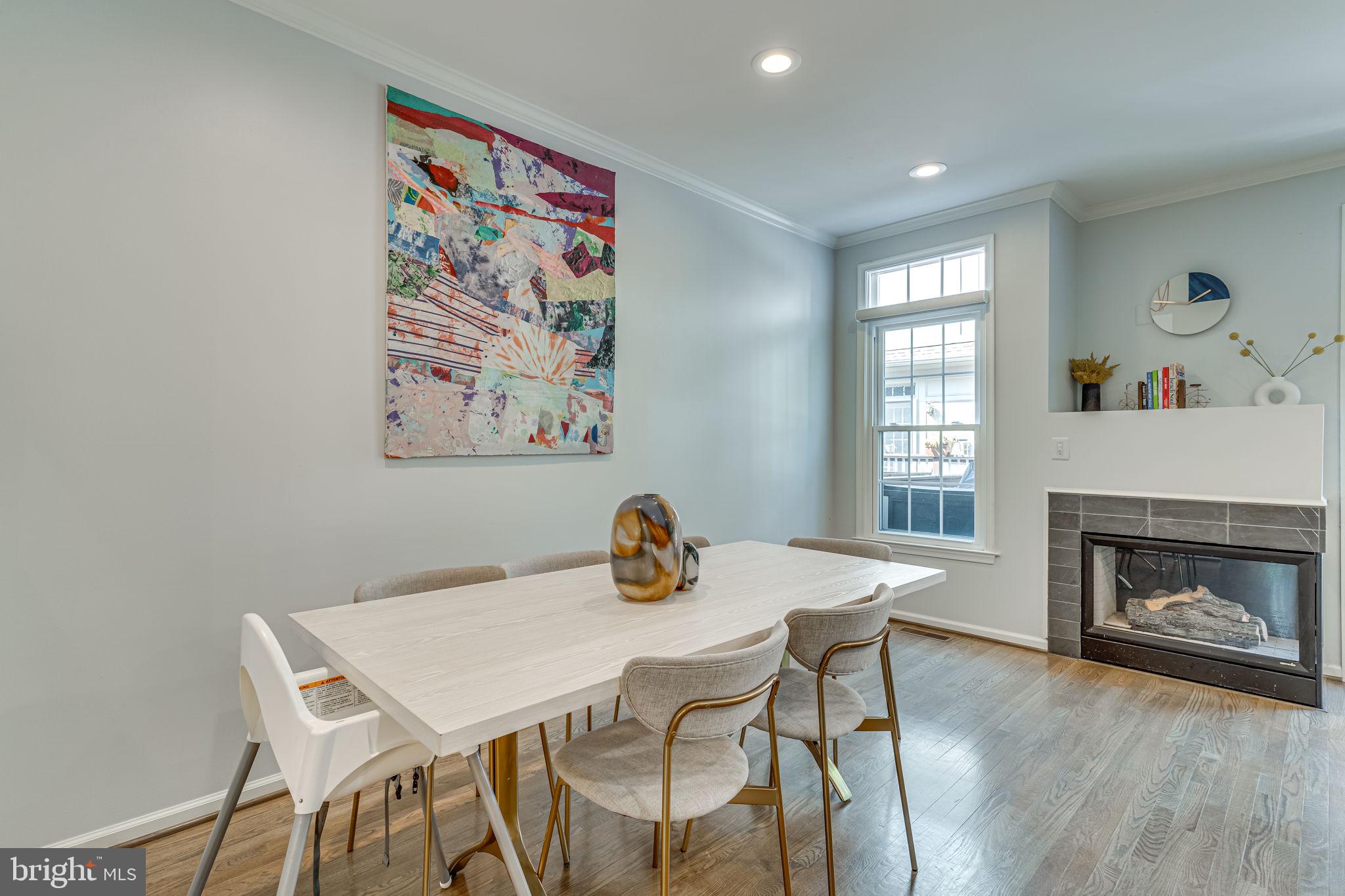 COURTS OF BALLSTON - Residential