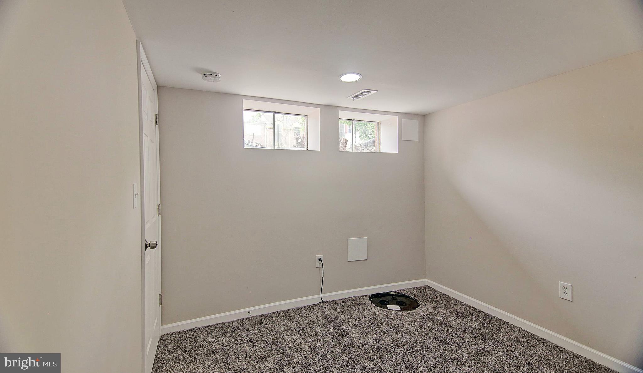 ANDOVER HEIGHTS - Residential Lease