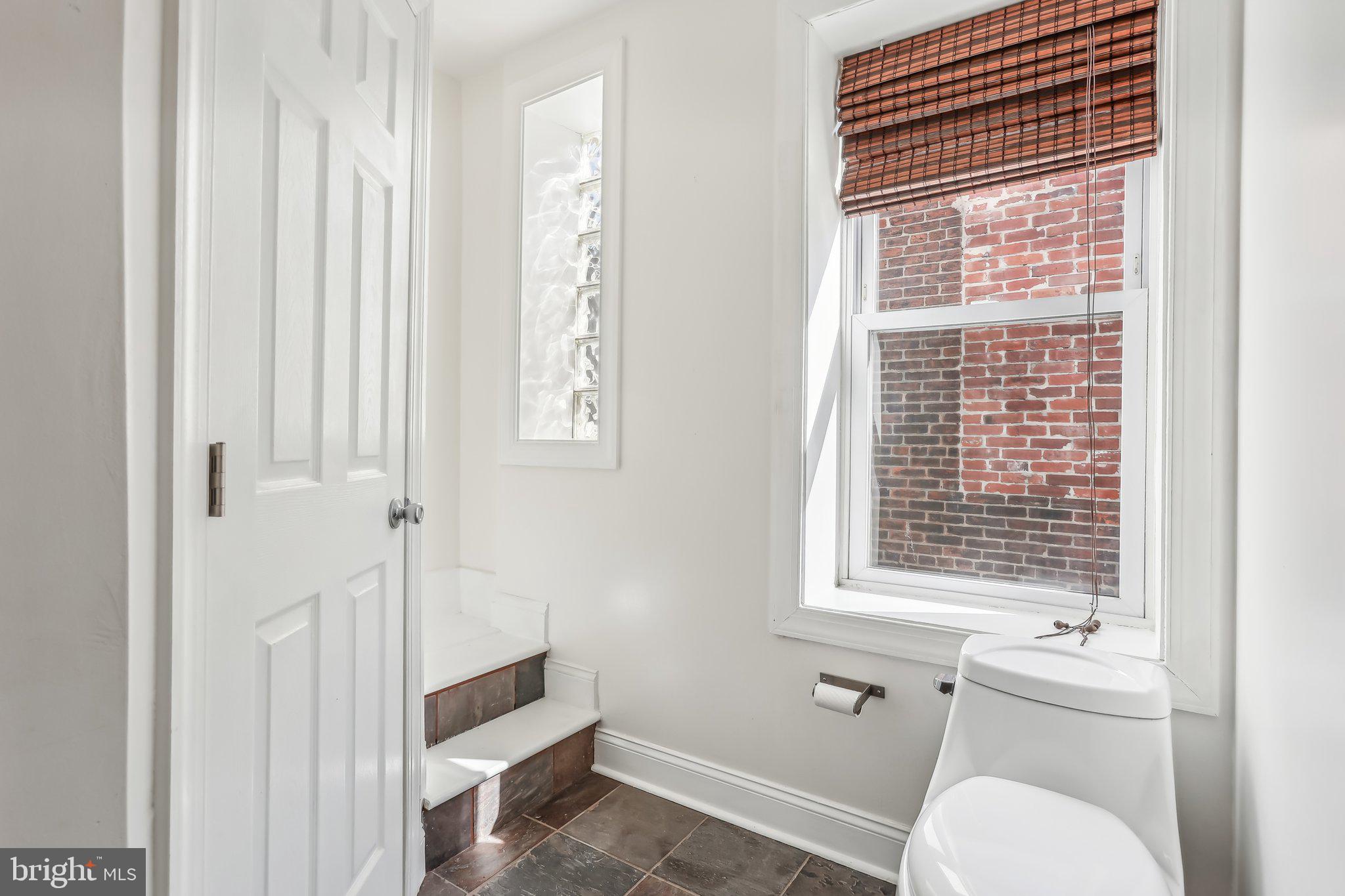 FAIRMOUNT - Residential