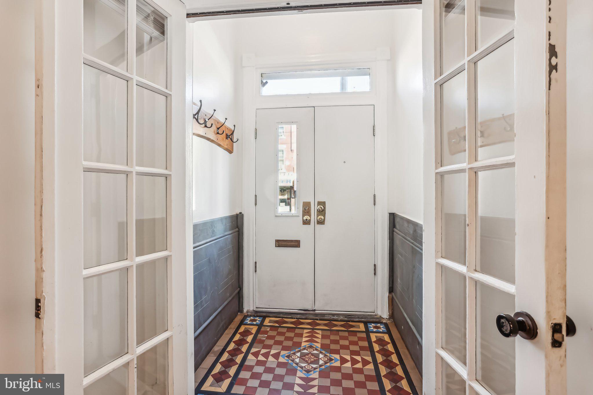 FAIRMOUNT - Residential