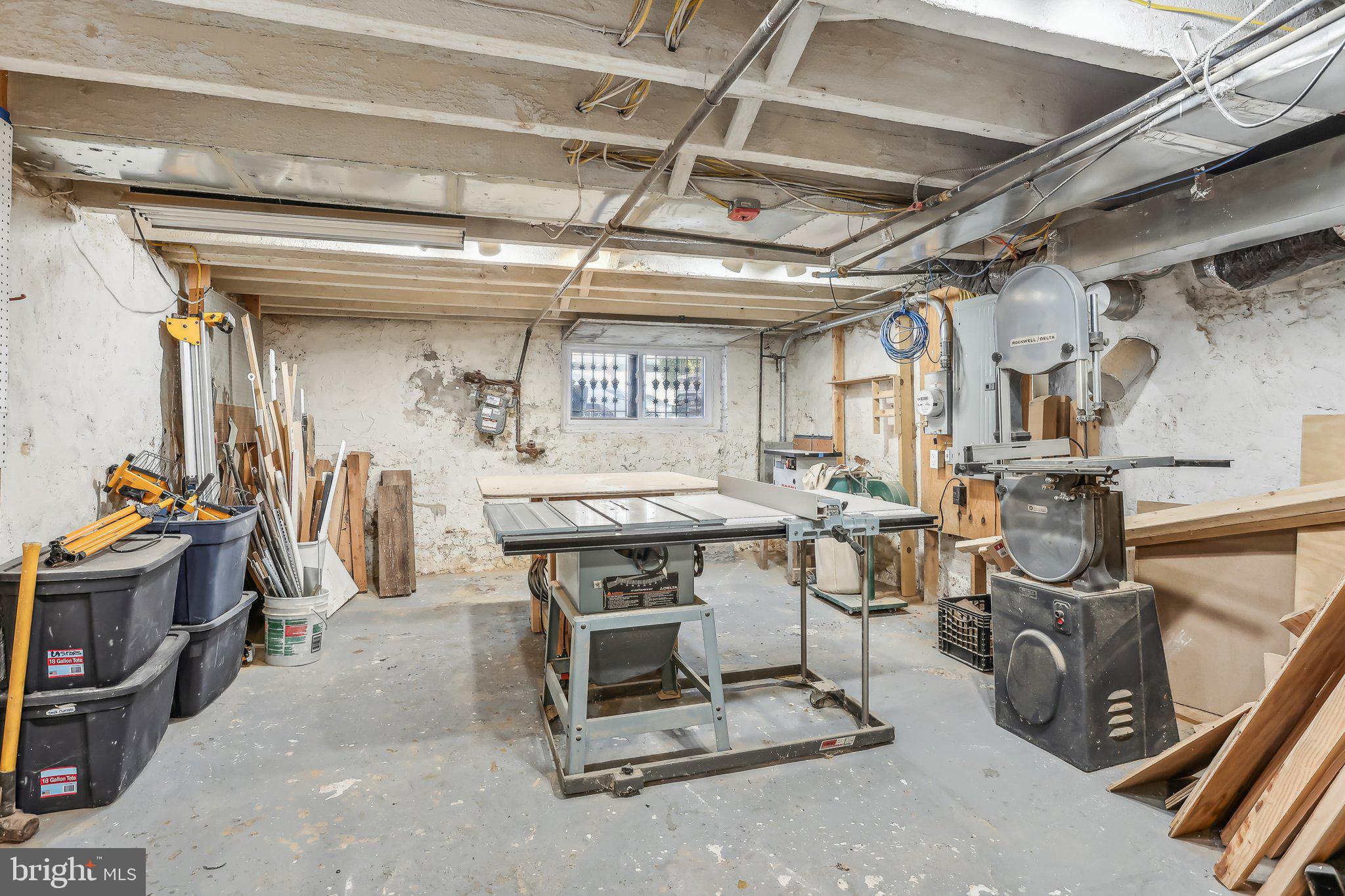 FAIRMOUNT - Residential