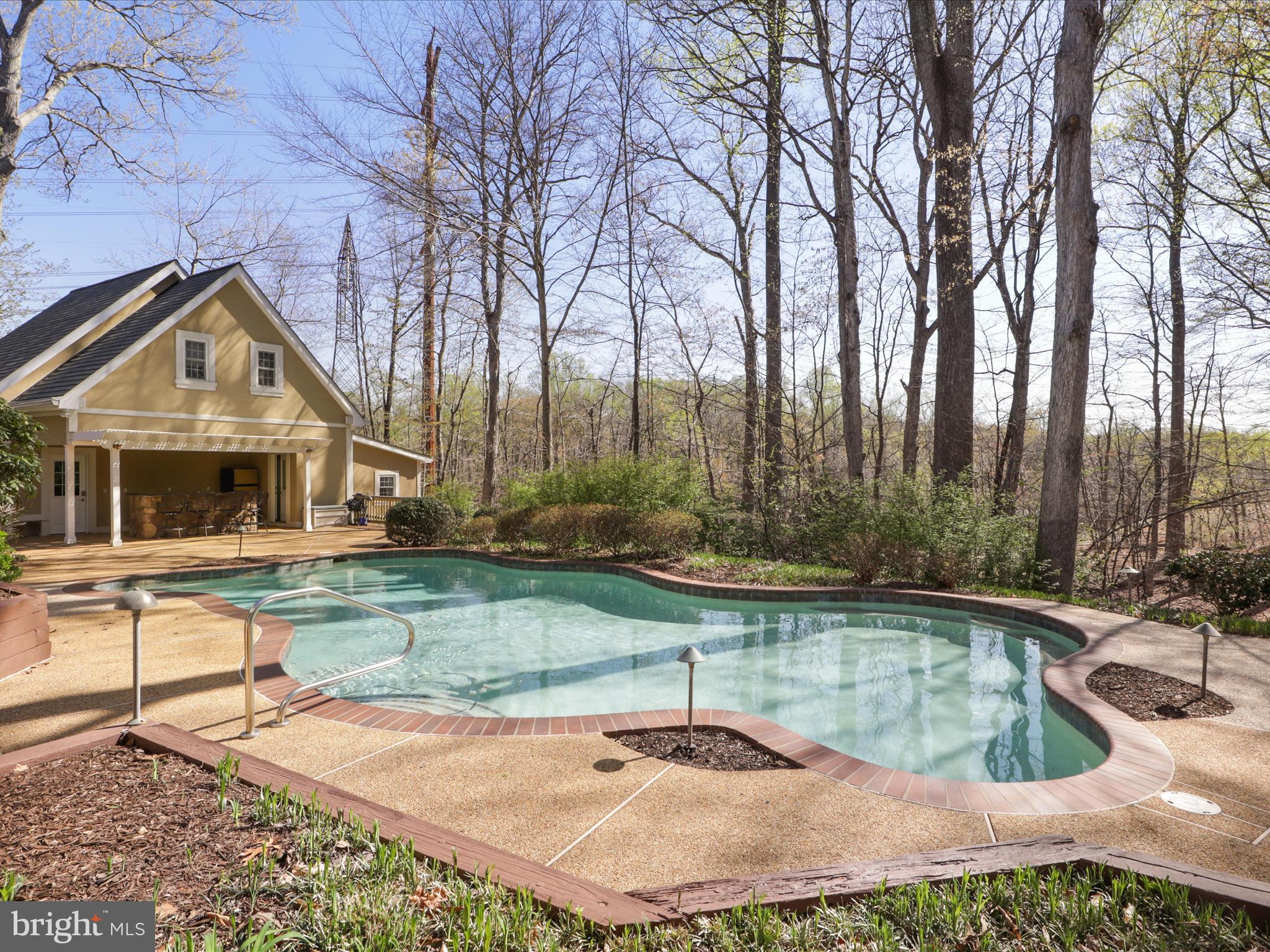 GLENCAIRN - Residential