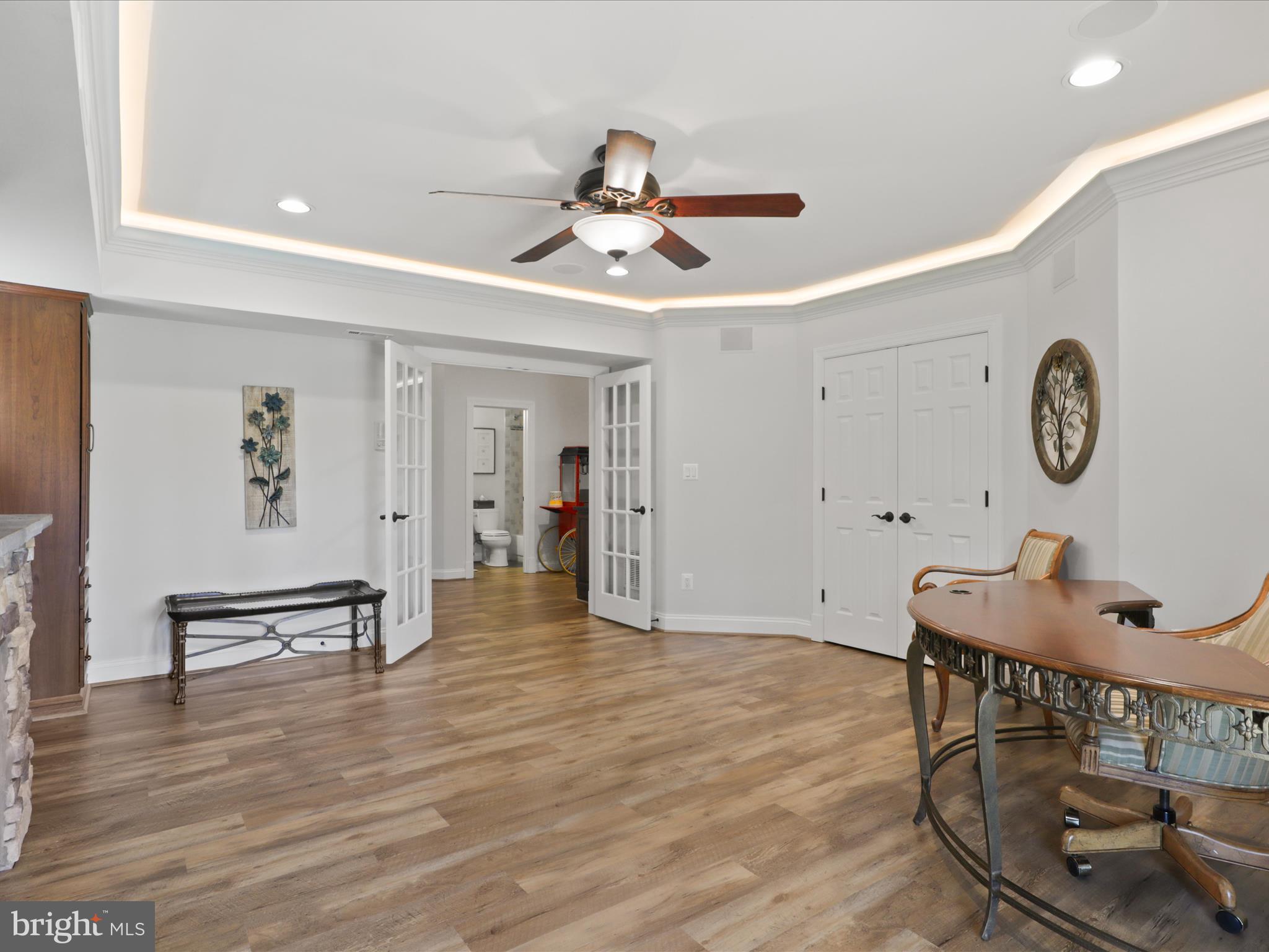 GLENCAIRN - Residential