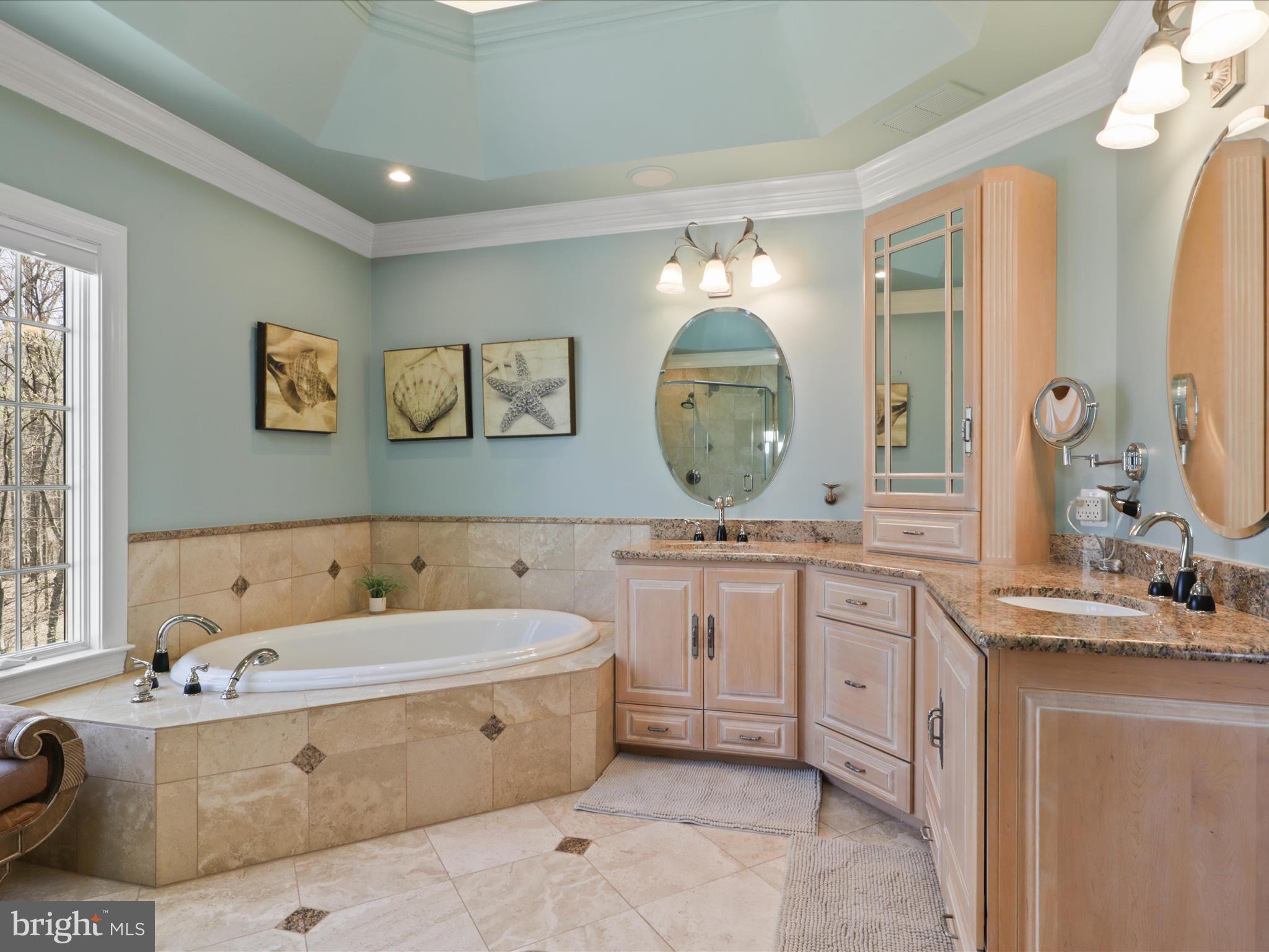 GLENCAIRN - Residential