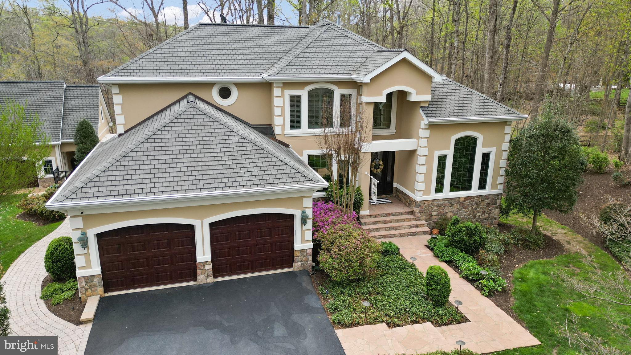 GLENCAIRN - Residential