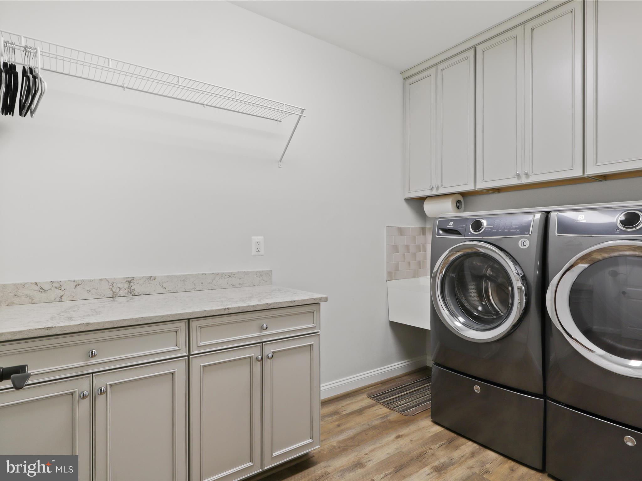 GLENCAIRN - Residential