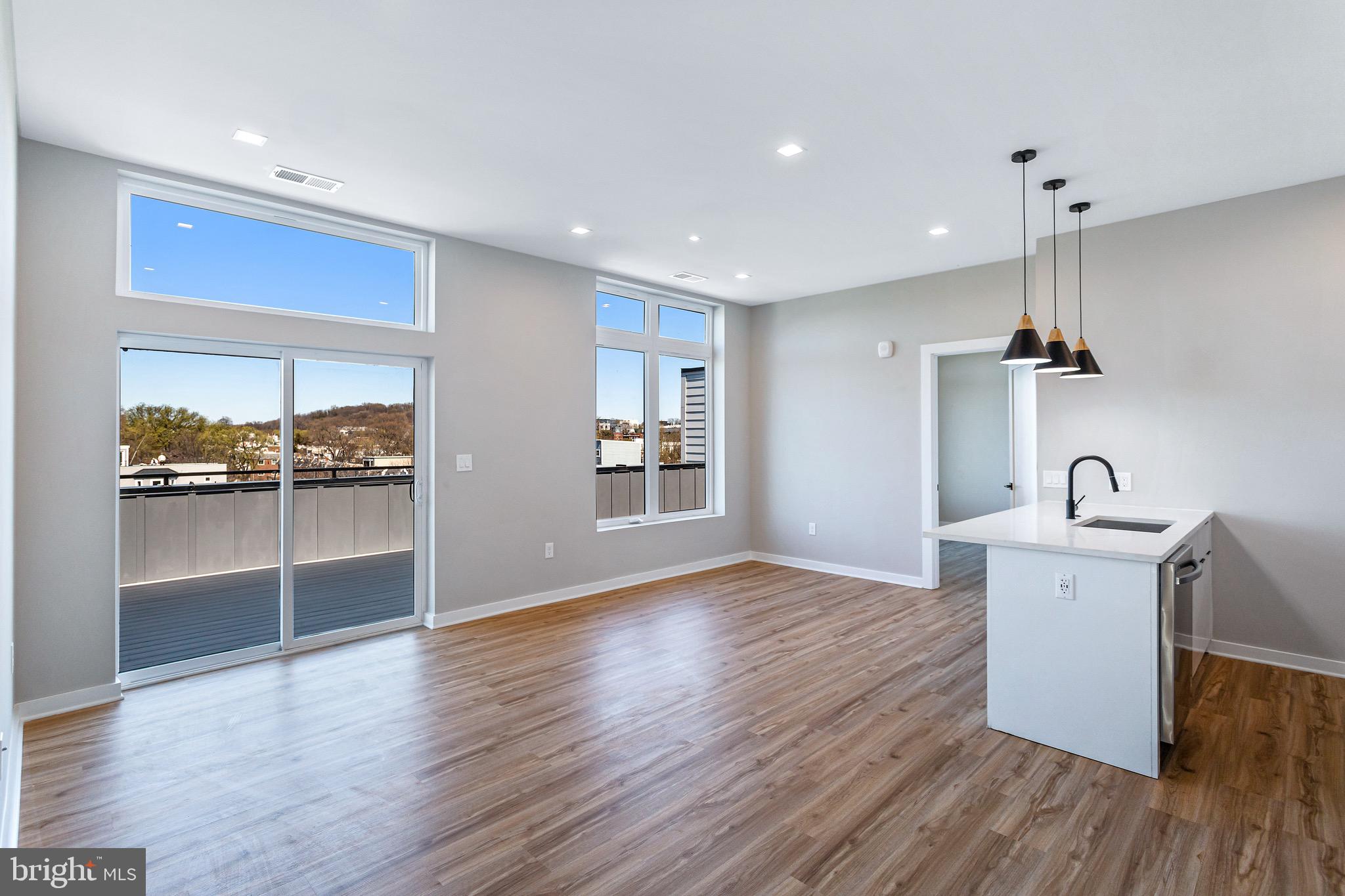 1358 FLORIDA AVENUE NE PH-2