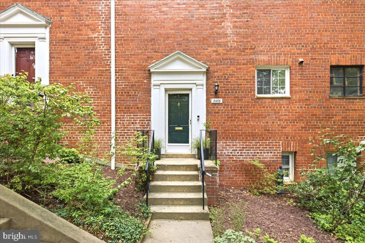 3486 Gunston Road Unit 721-3486