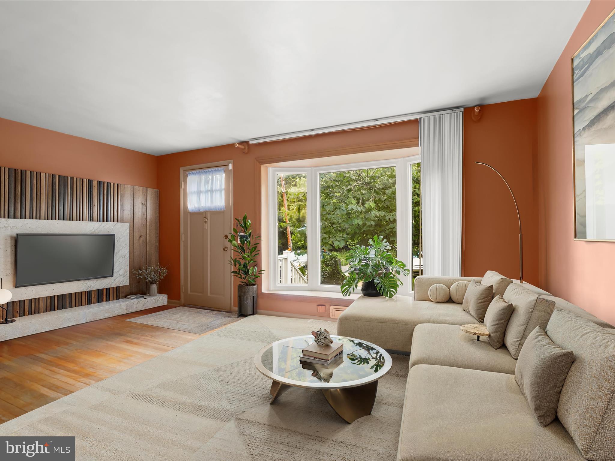 HOES HEIGHTS - Residential