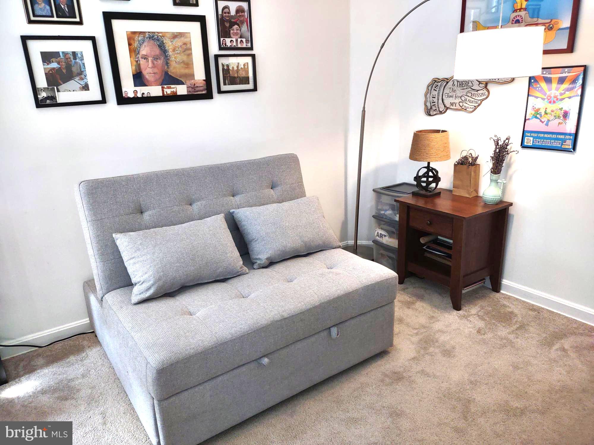 BAYLAND CONDO - Residential