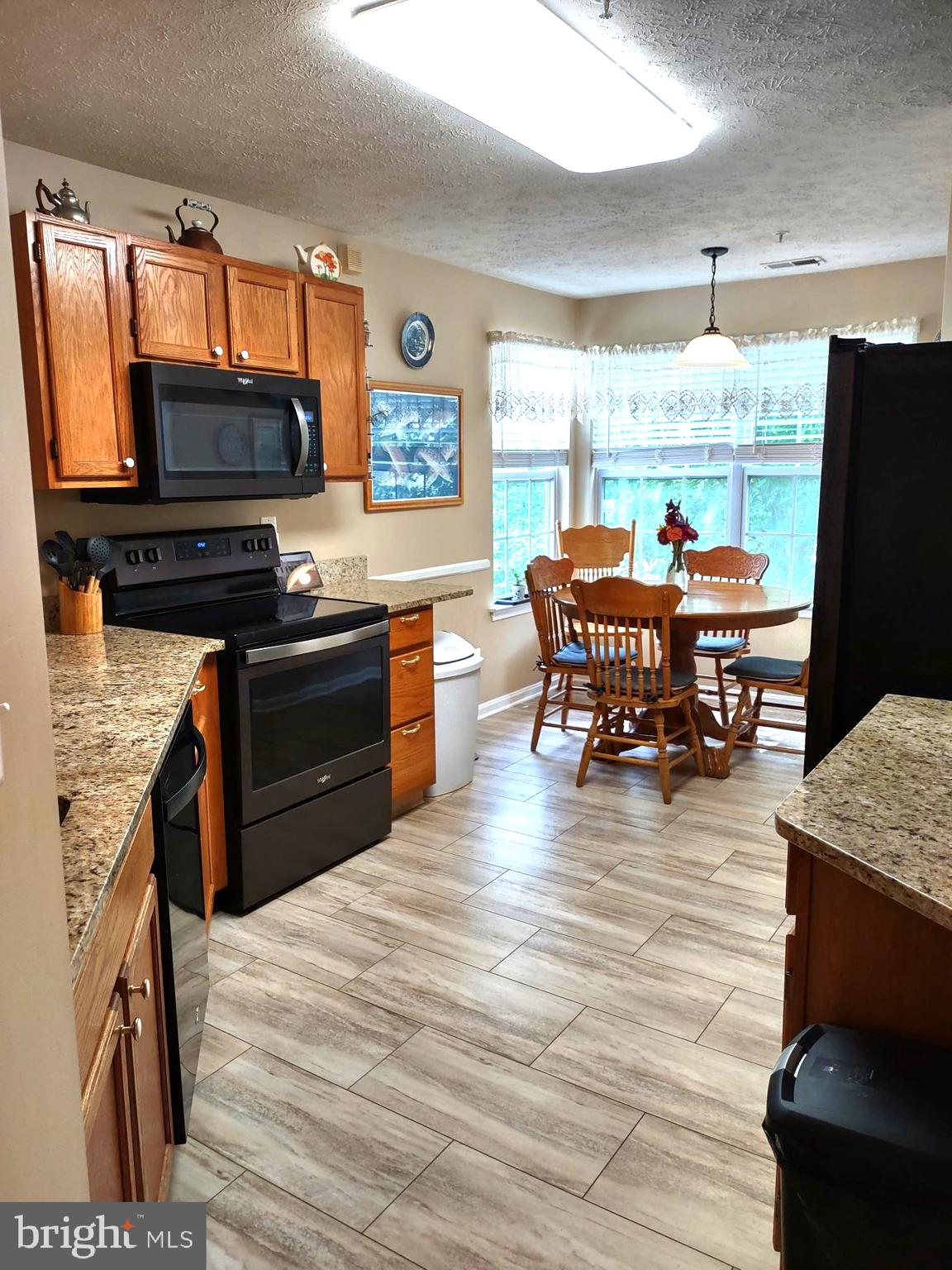 BAYLAND CONDO - Residential