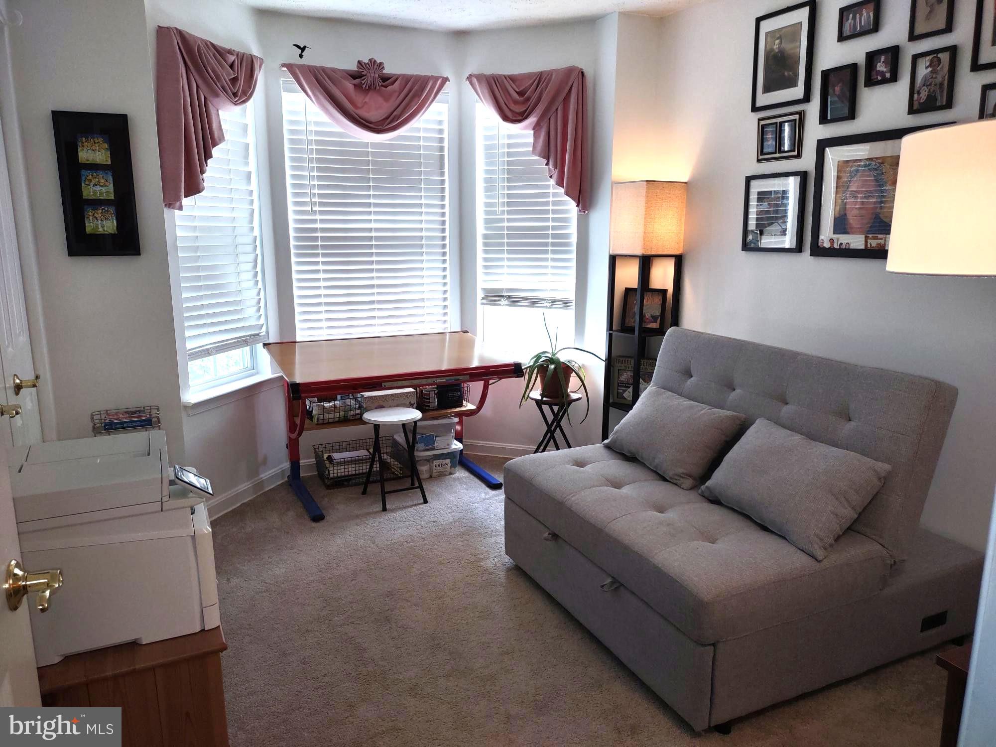 BAYLAND CONDO - Residential