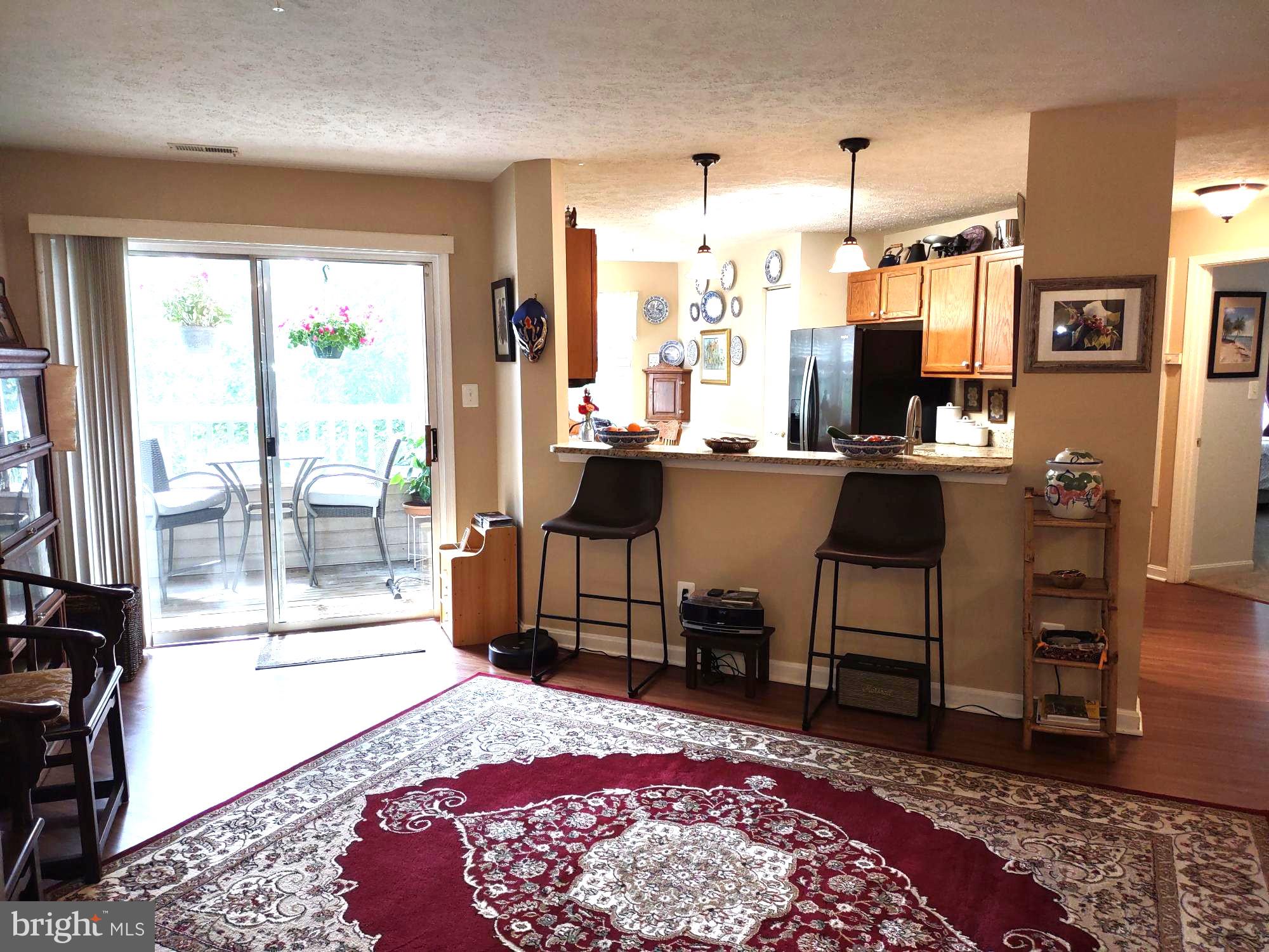 BAYLAND CONDO - Residential