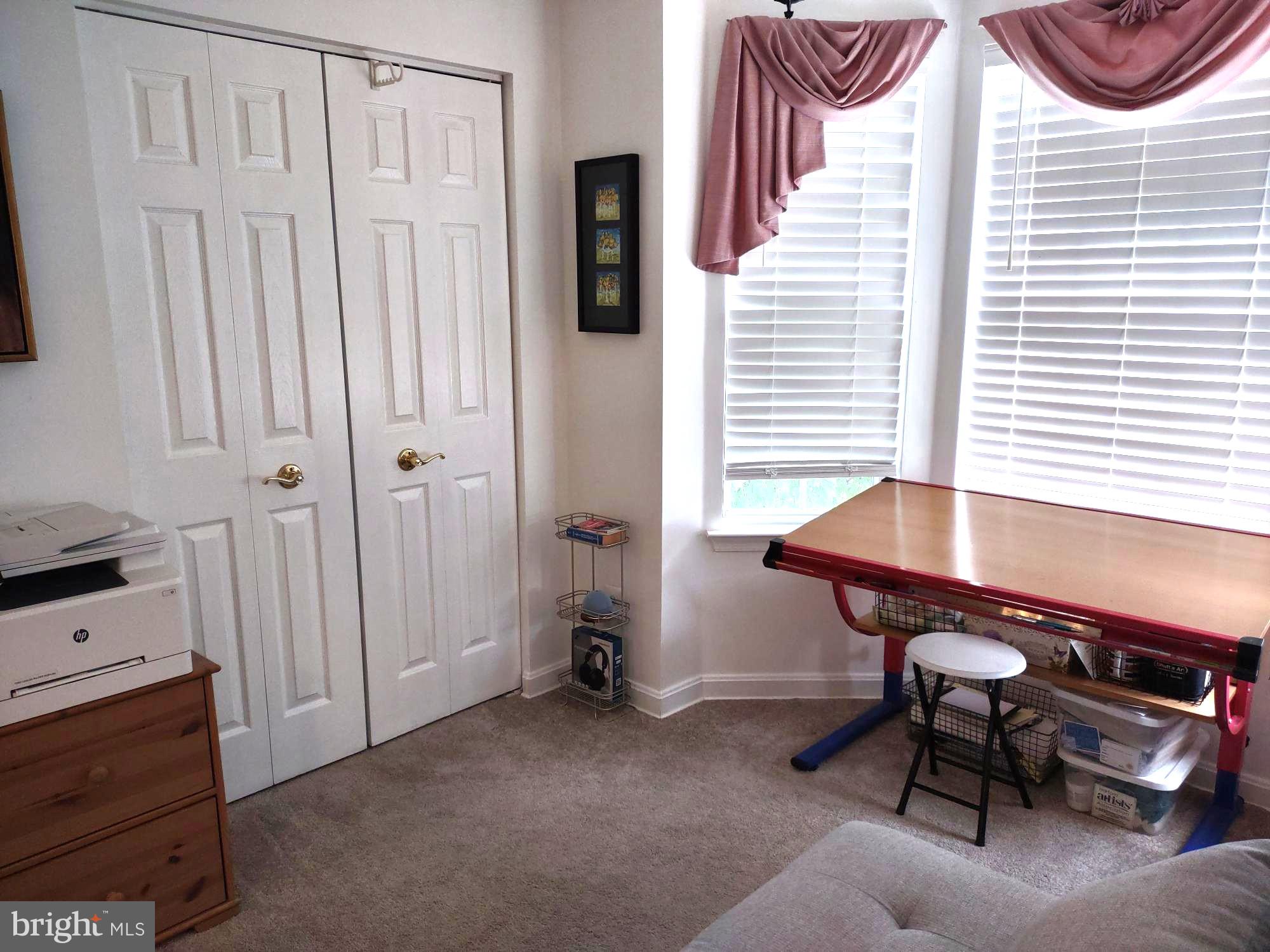 BAYLAND CONDO - Residential