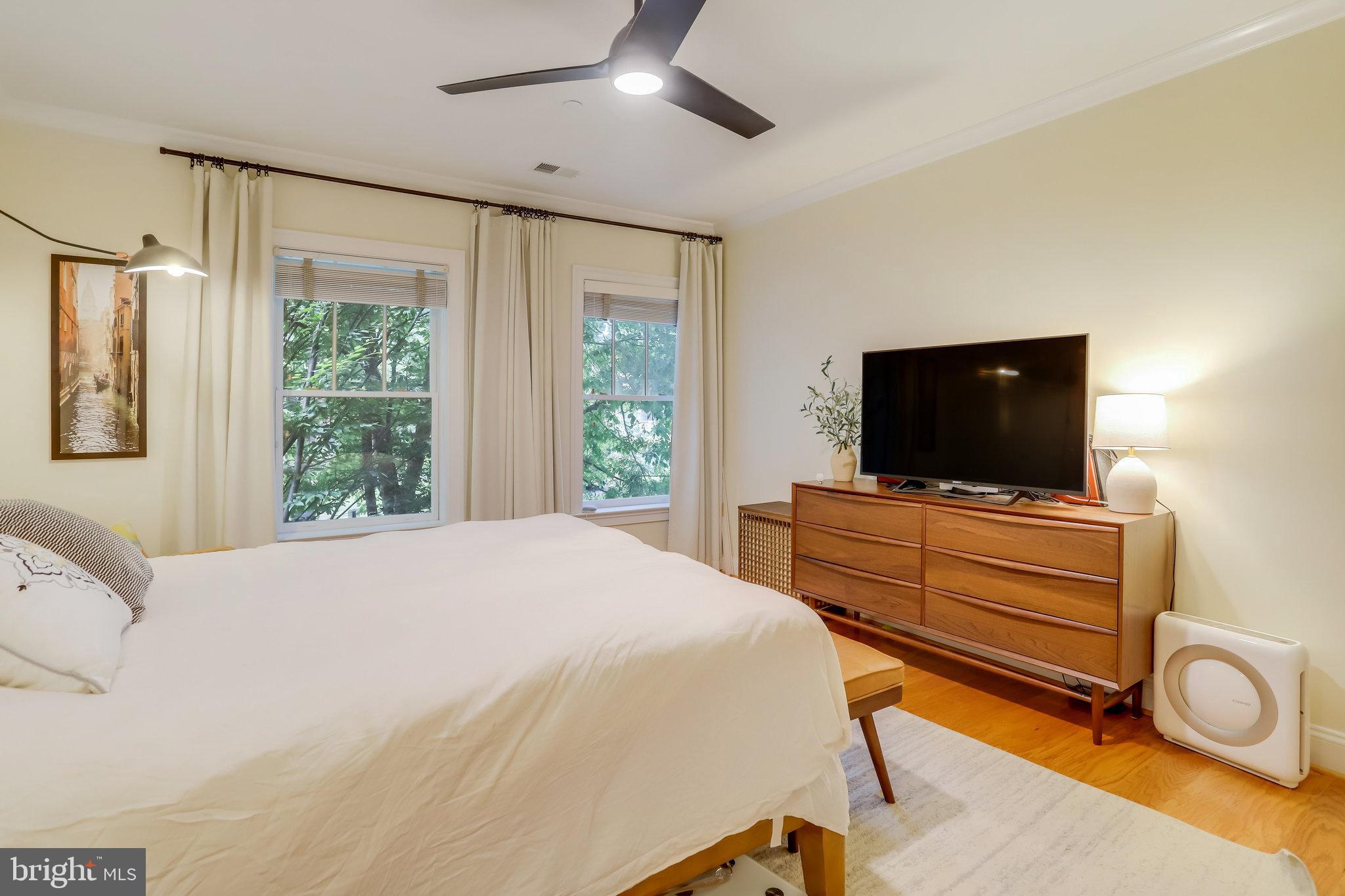 CLARENDON 3131 - Residential Lease