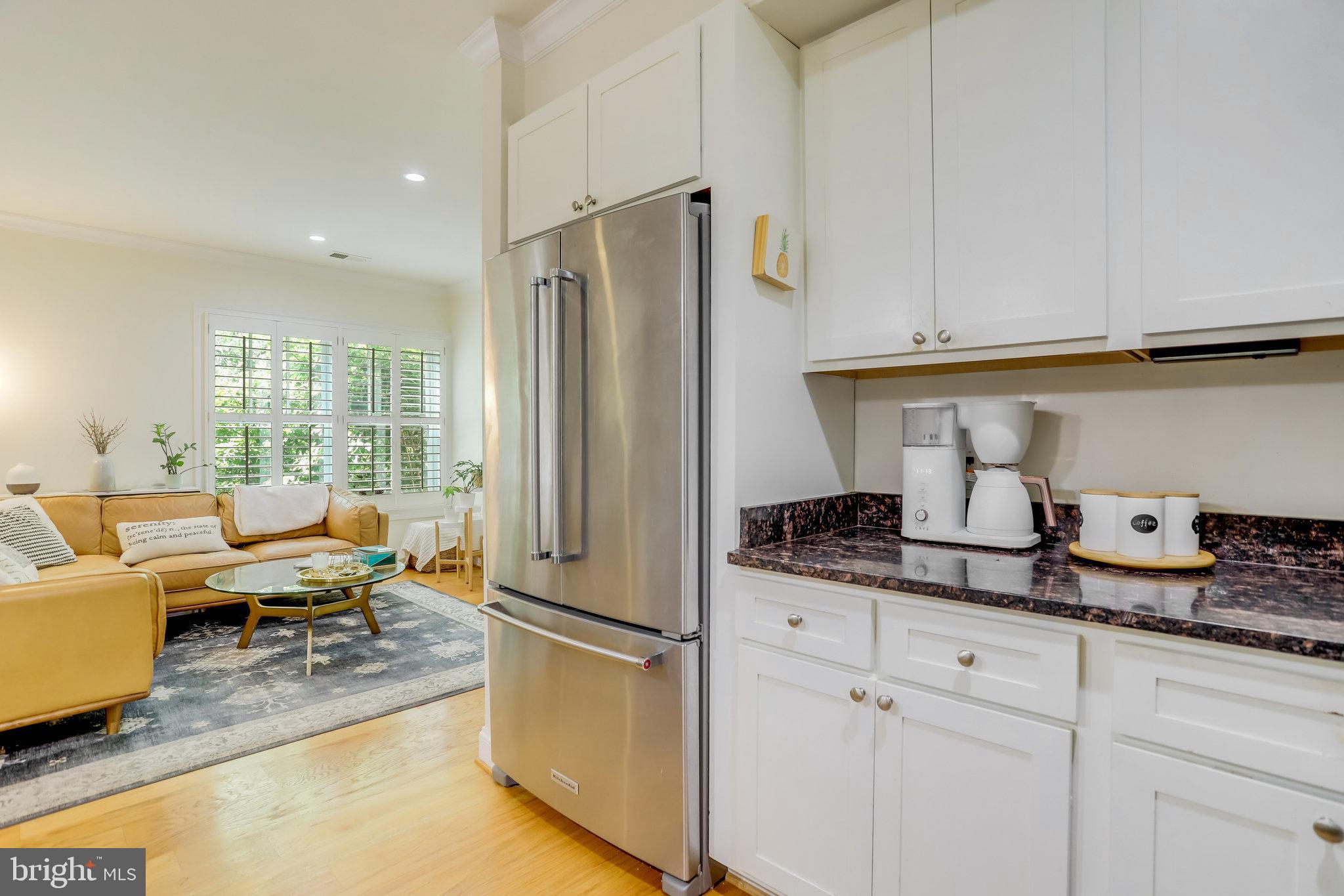 CLARENDON 3131 - Residential Lease