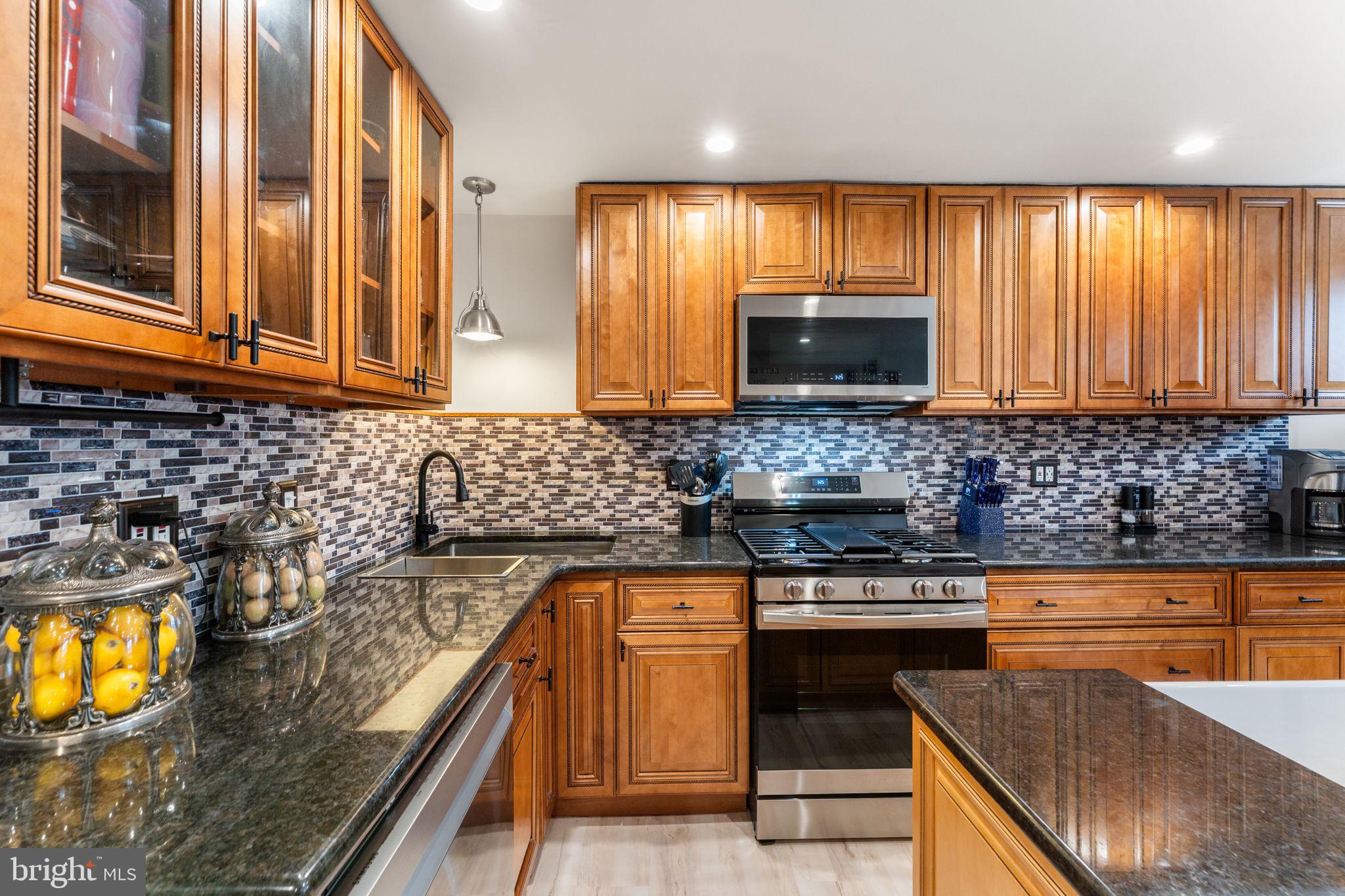 417 SEVEN OAKS DRIVE