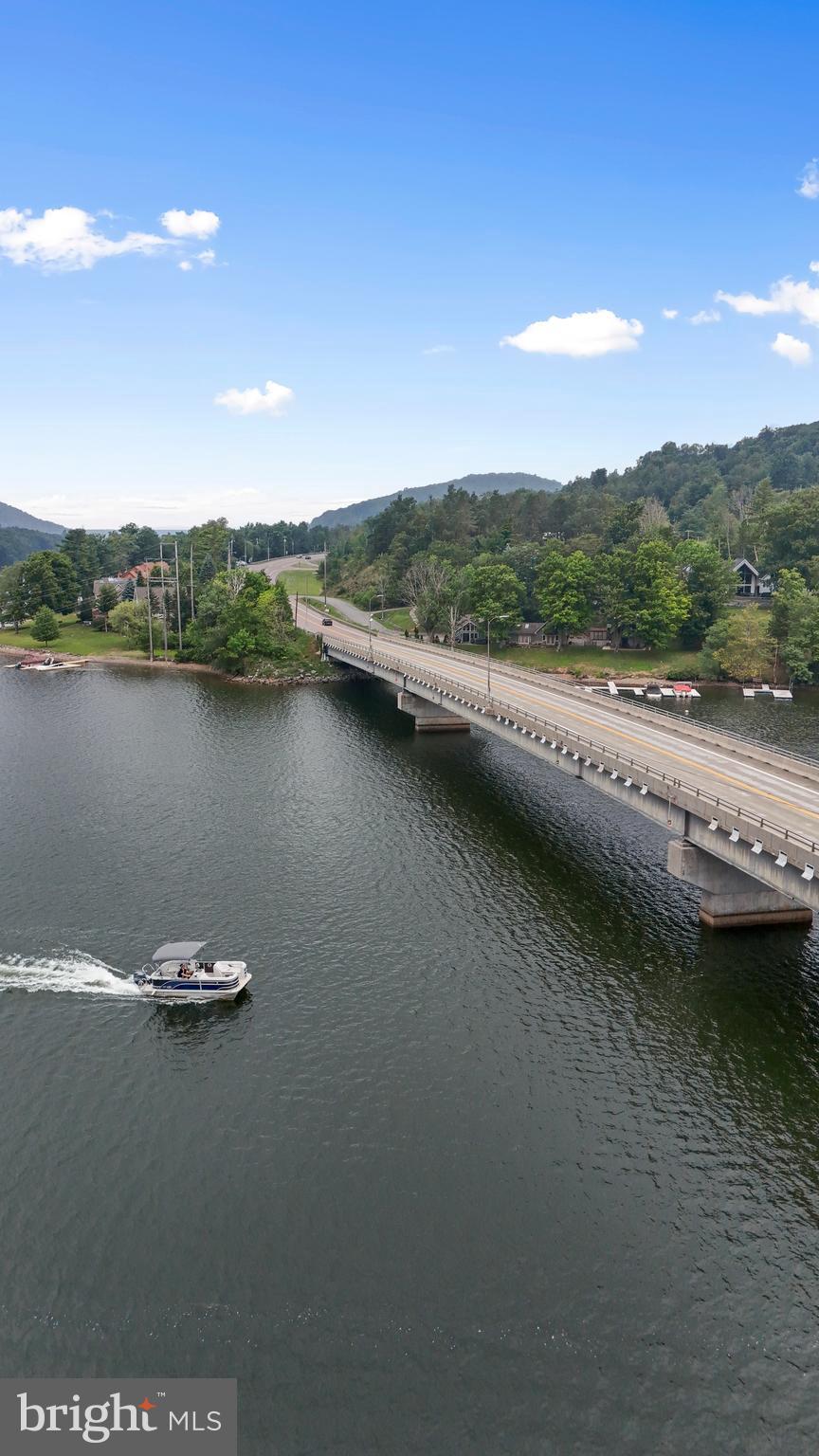 DEEP CREEK LAKE - Commercial Lease