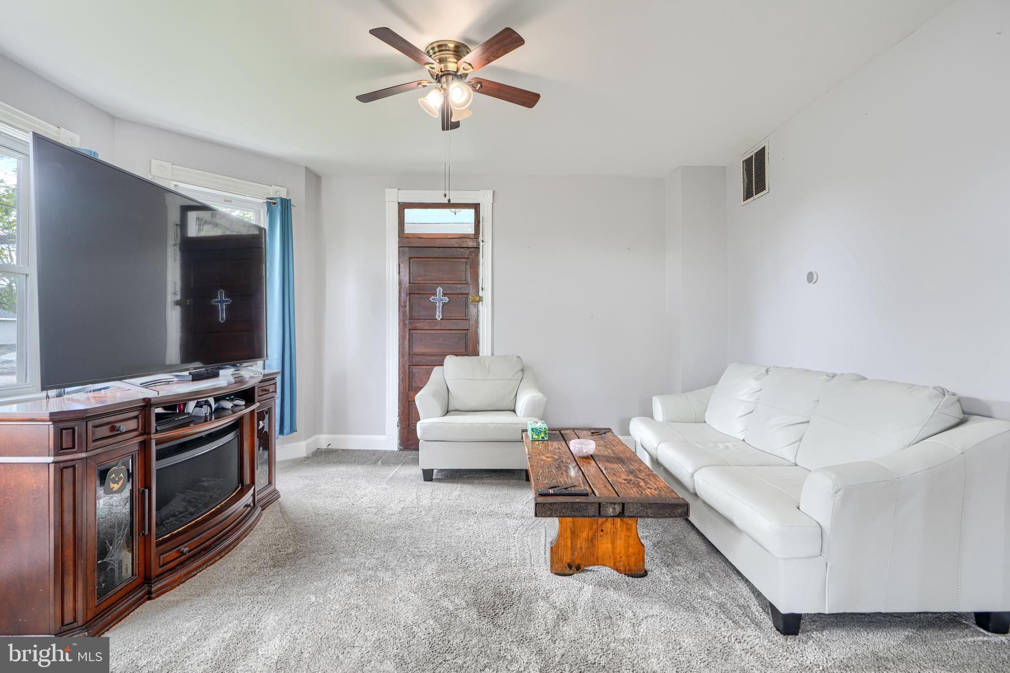 ROSEDALE - Commercial Sale