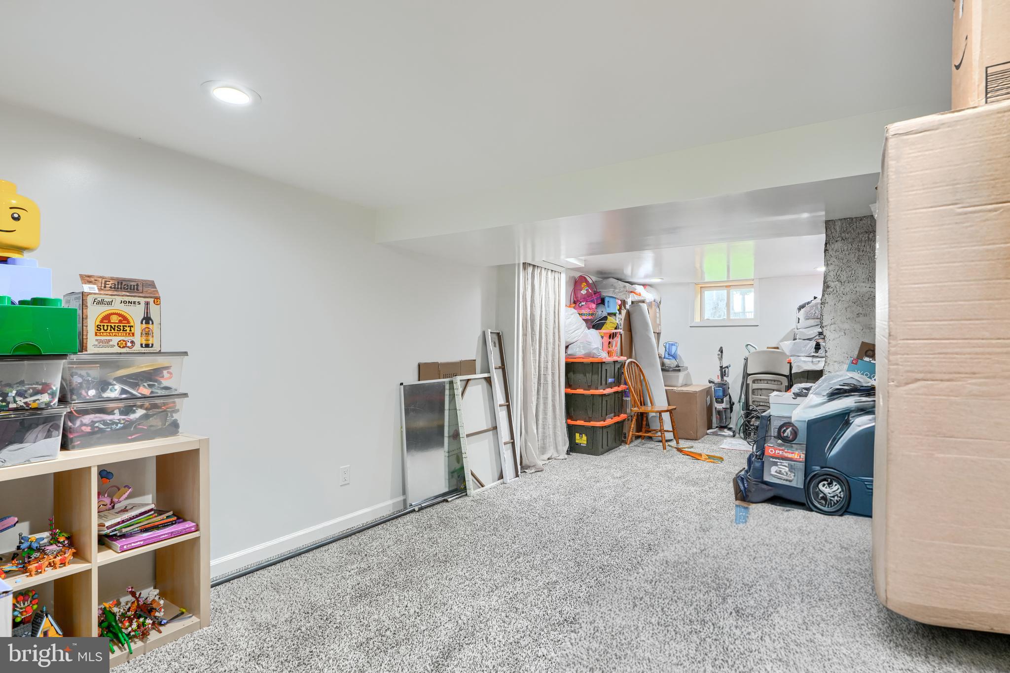 ROSEDALE - Commercial Sale