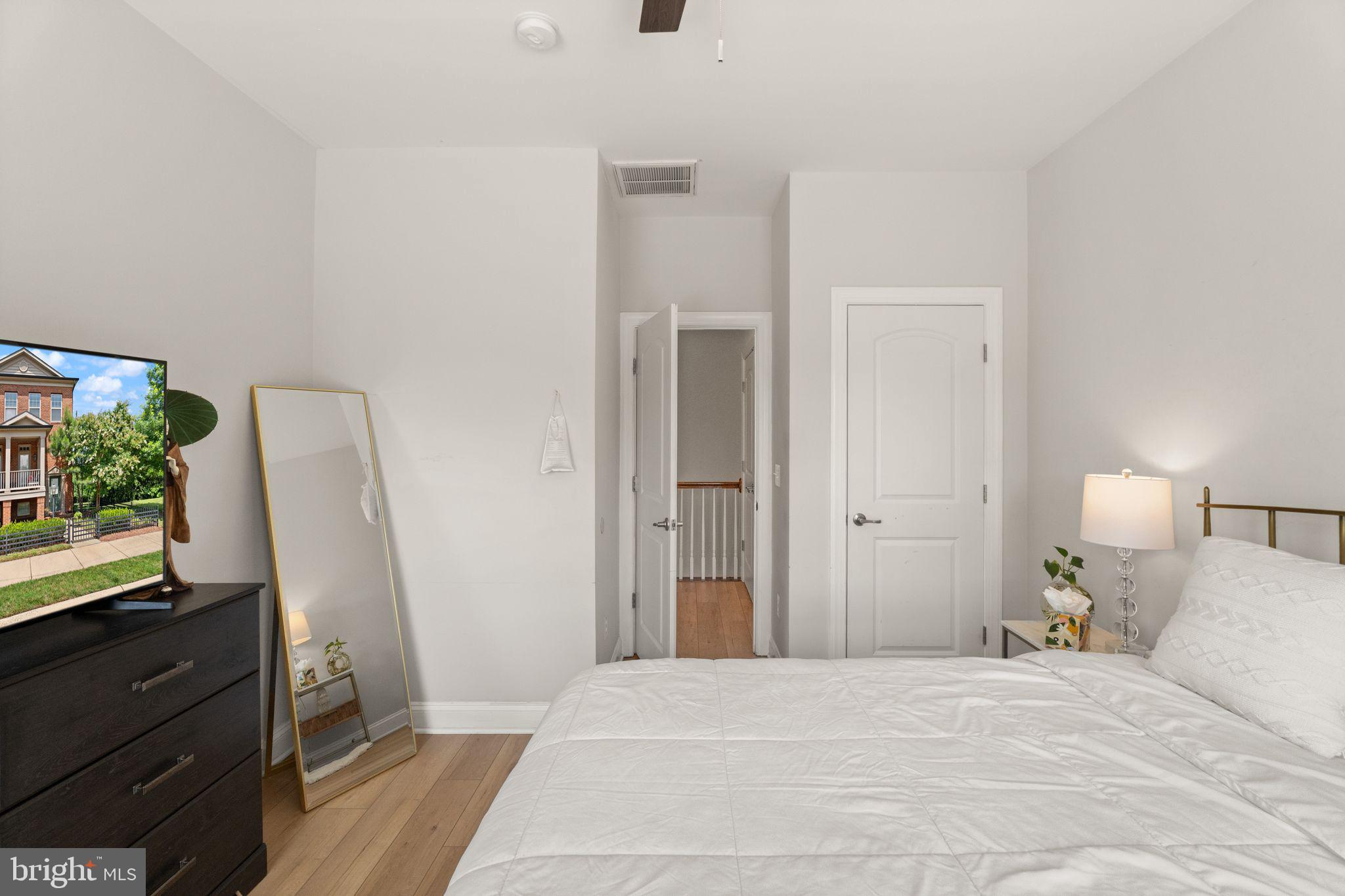 STATION VIEW - Residential Lease