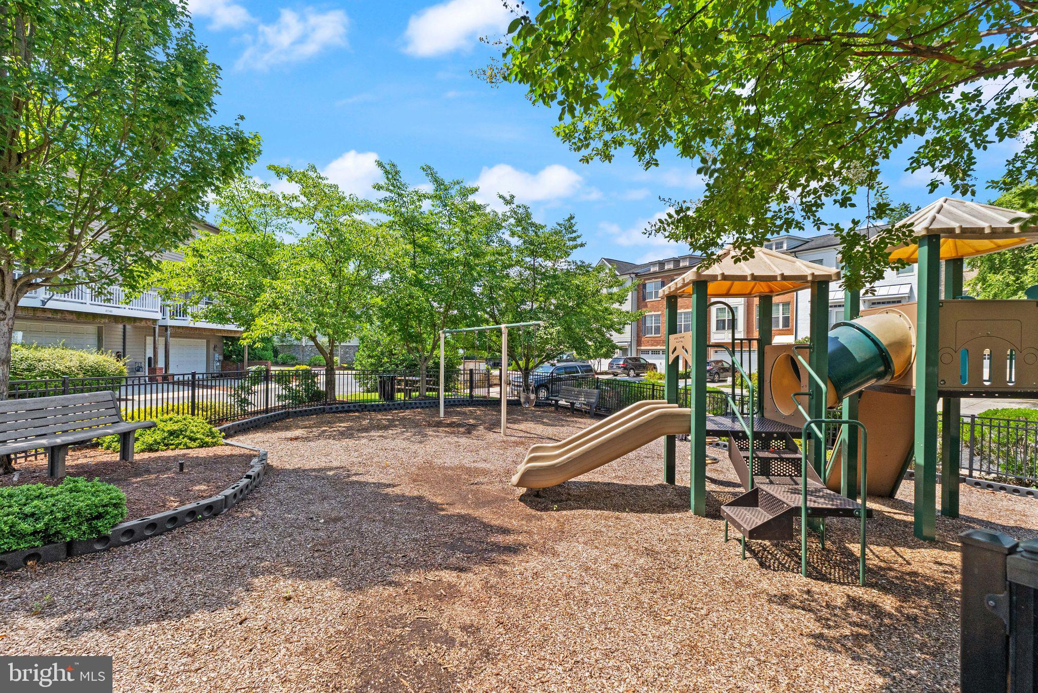 STATION VIEW - Residential Lease