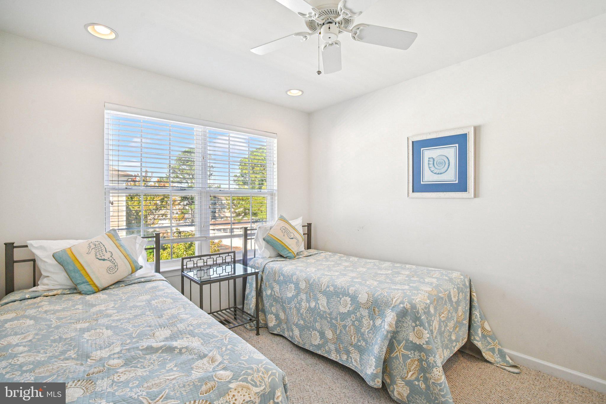 BAYSIDE AT BETHANY LAKES - Residential