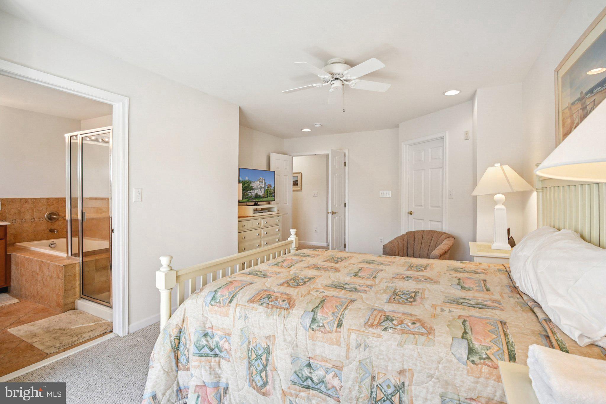 BAYSIDE AT BETHANY LAKES - Residential