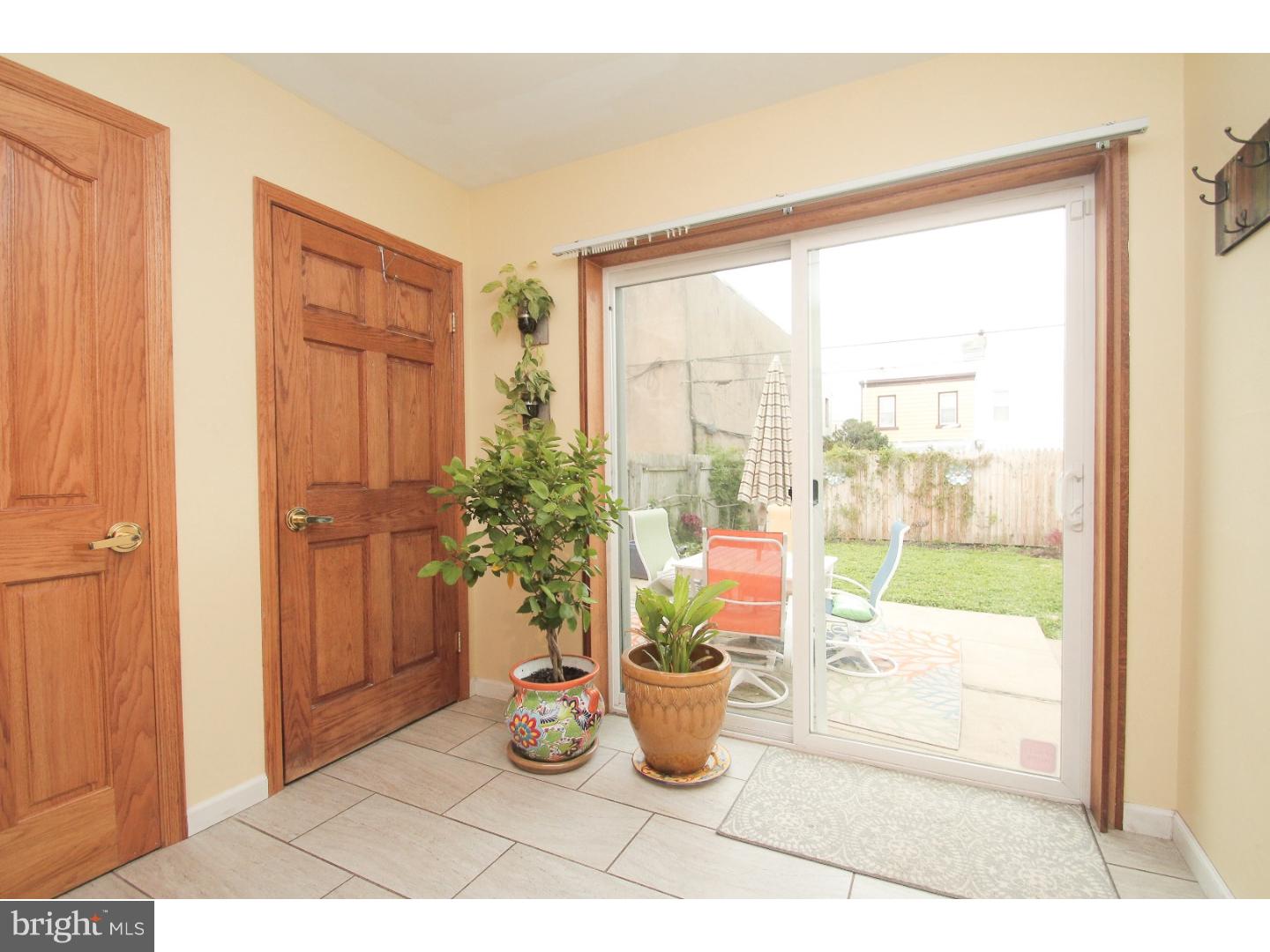 BRIDESBURG - Residential