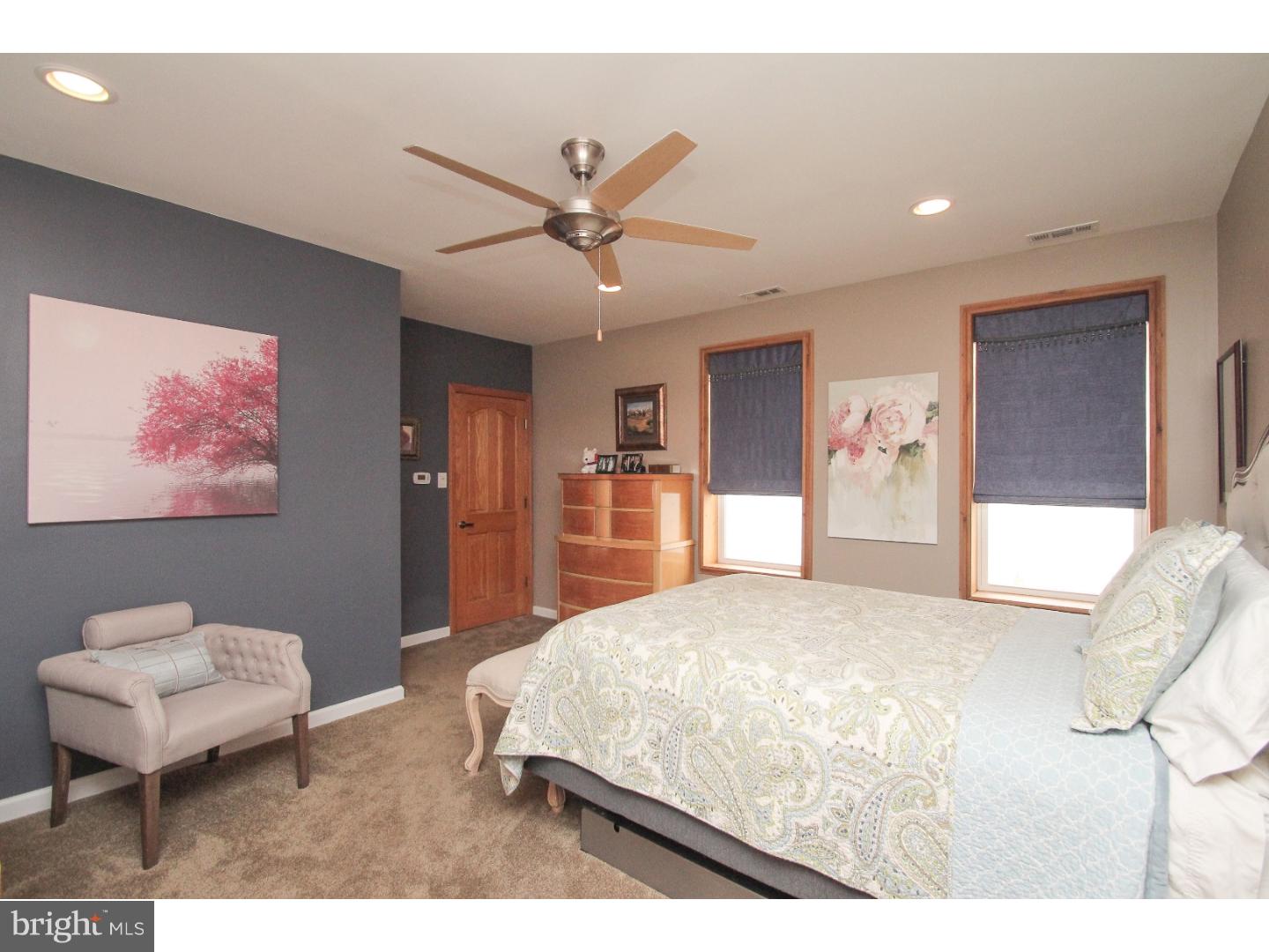 BRIDESBURG - Residential