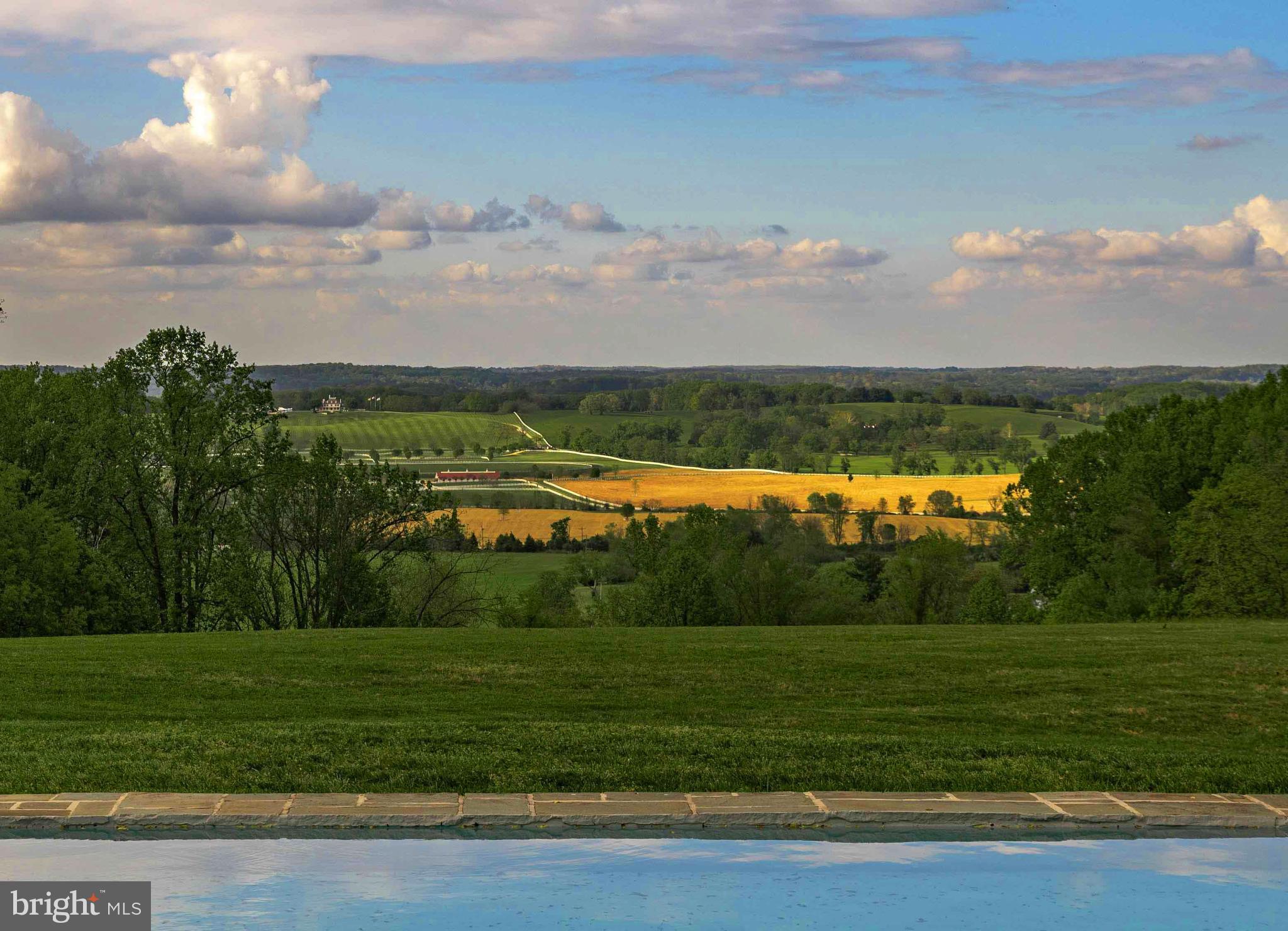 WORTHINGTON VALLEY - Farm