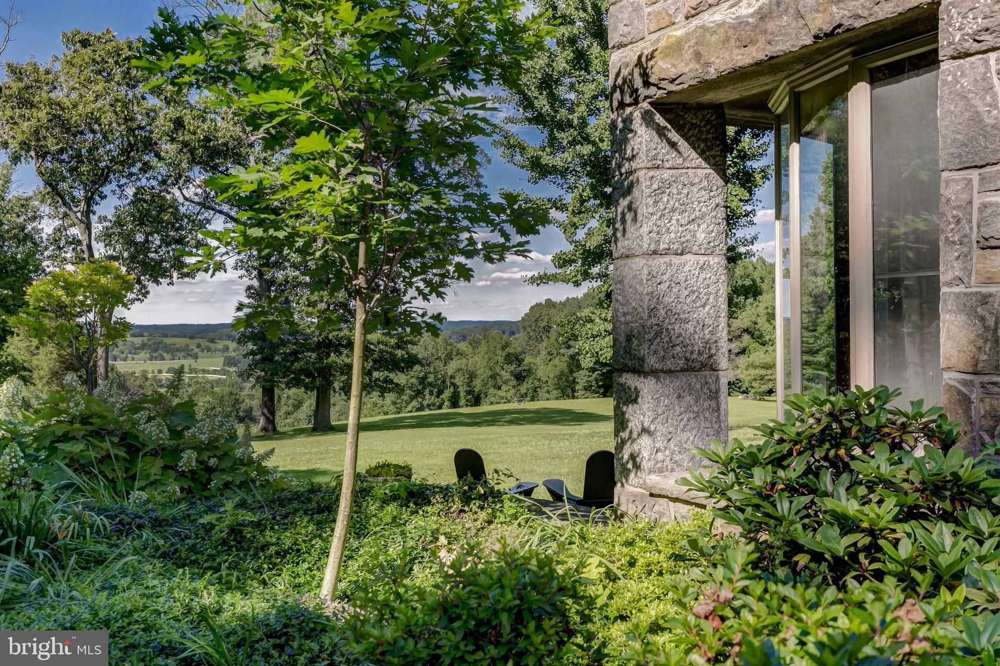 WORTHINGTON VALLEY - Farm