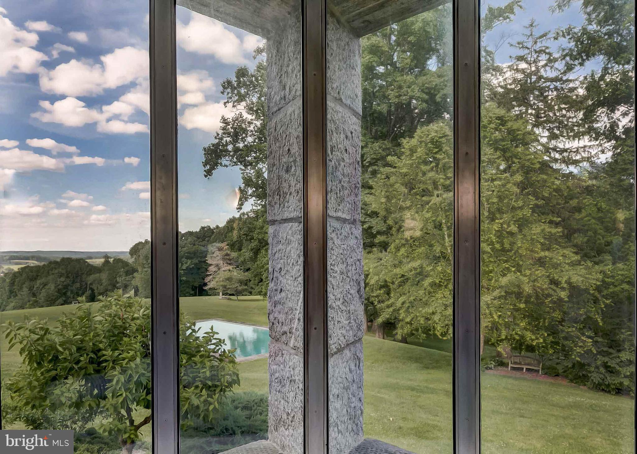 WORTHINGTON VALLEY - Farm