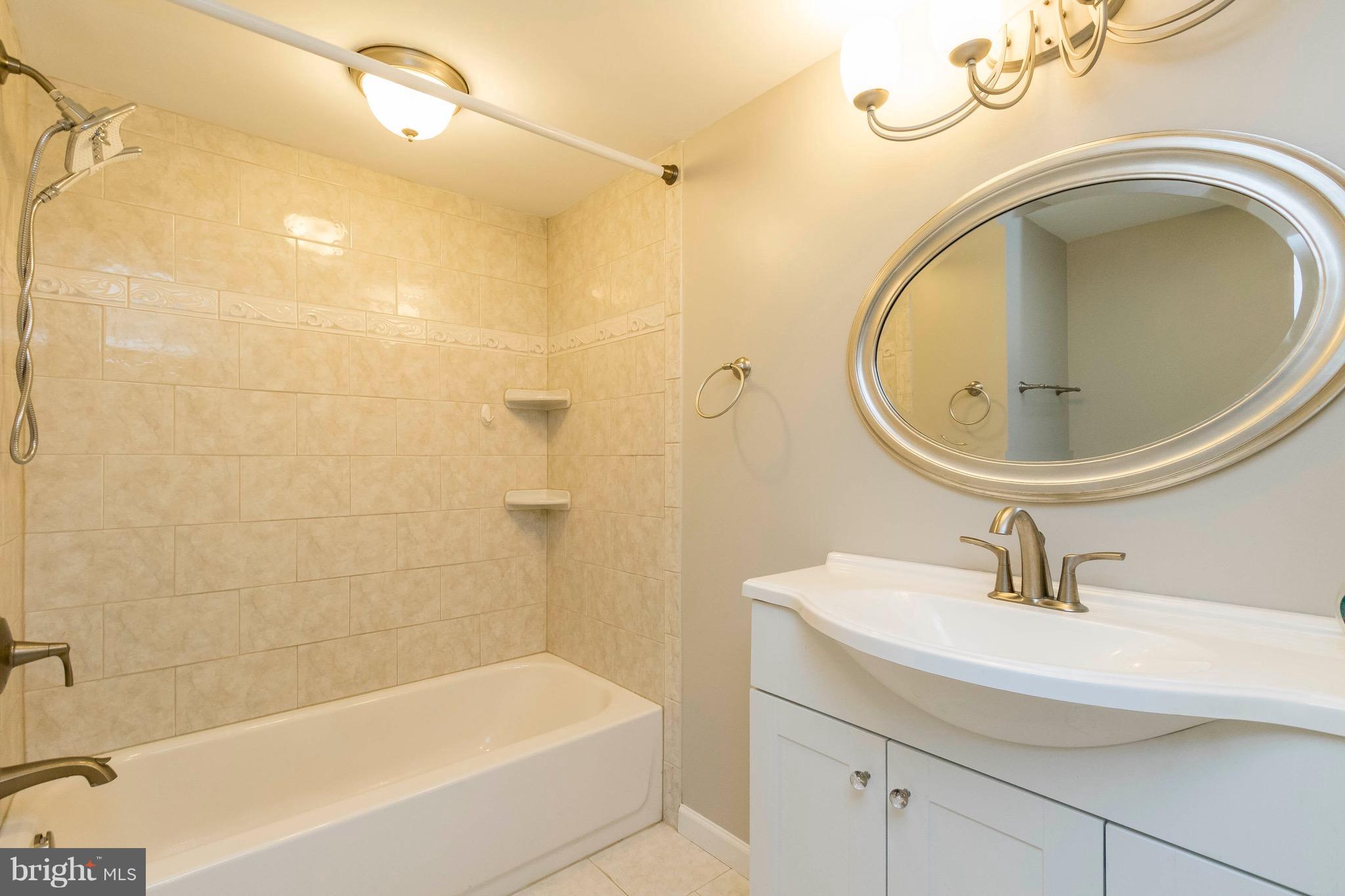 CANTERBERRY ESTATES - Residential