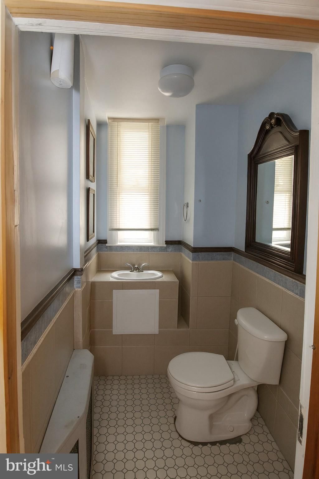 Photo of 2425 W North Avenue, BALTIMORE, MD 21216 (MLS # MDBA2184202)
