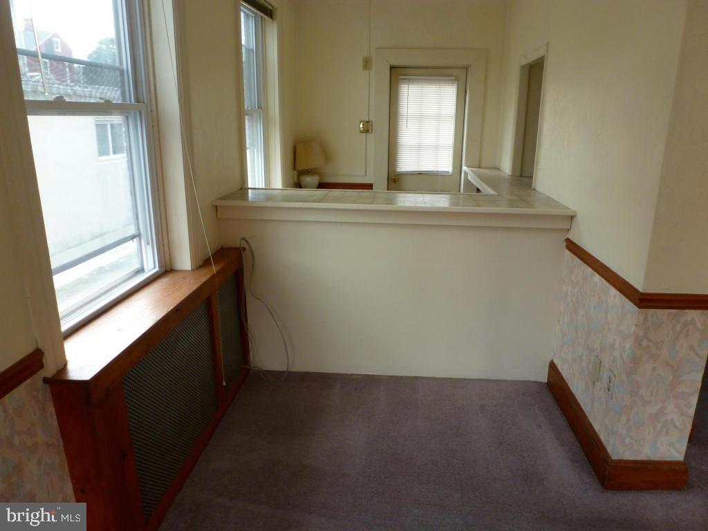 COLUMBIA - Commercial Sale