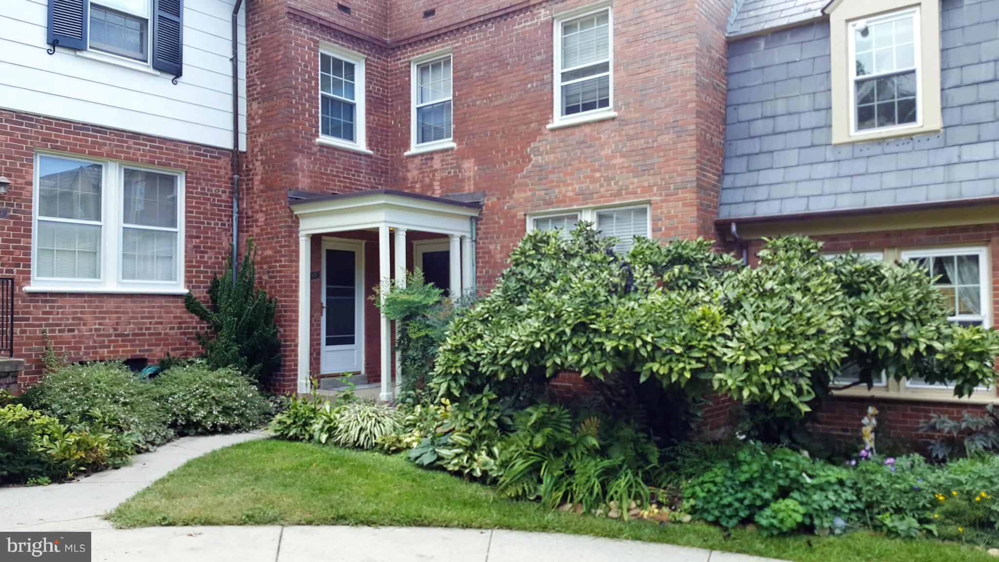 ARLINGTON VILLAGE - Residential