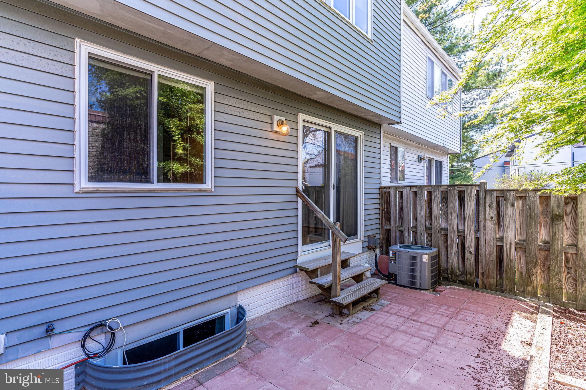 WUNDER'S CROSSROADS - Residential Lease