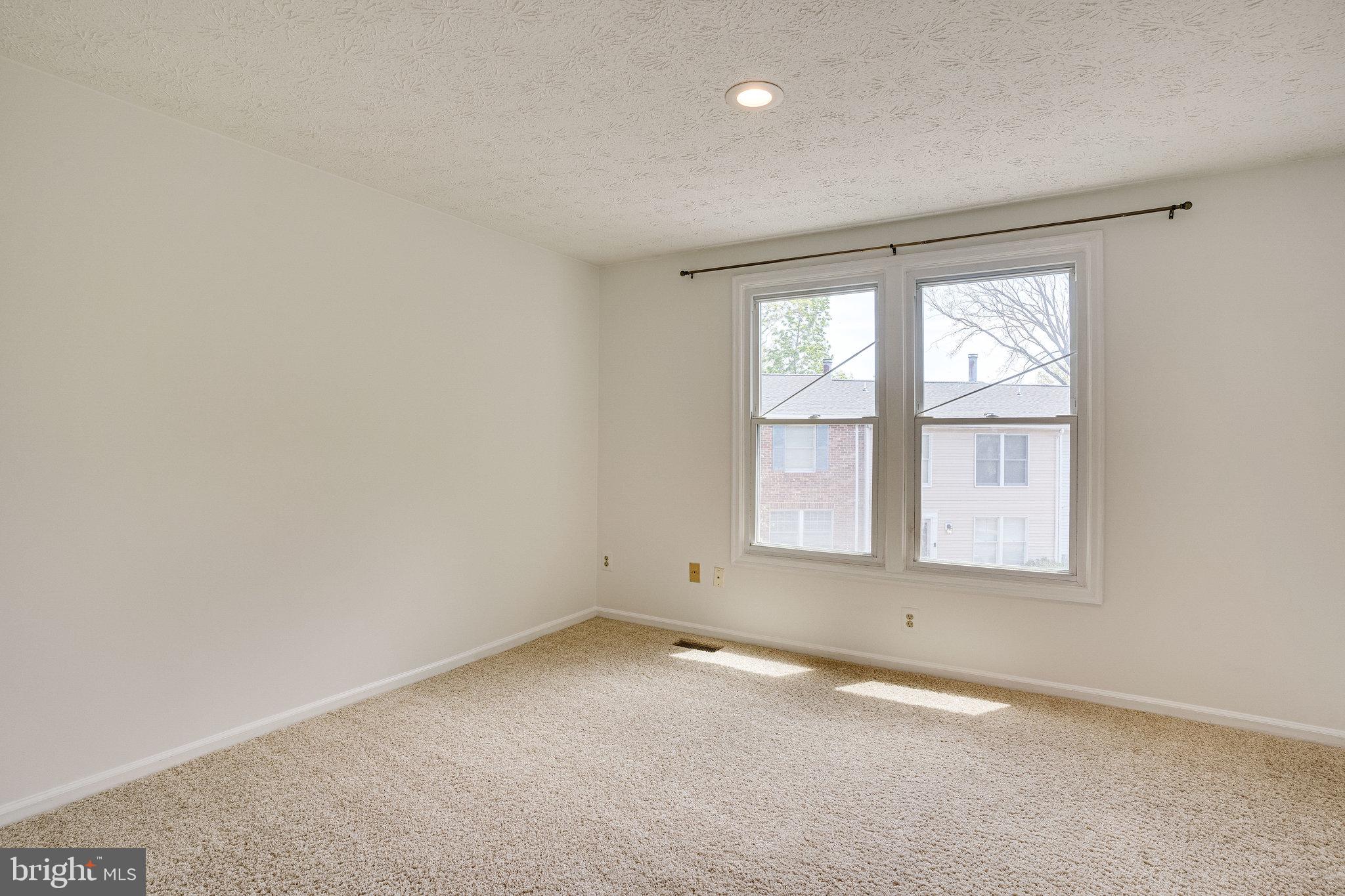 WUNDER'S CROSSROADS - Residential Lease