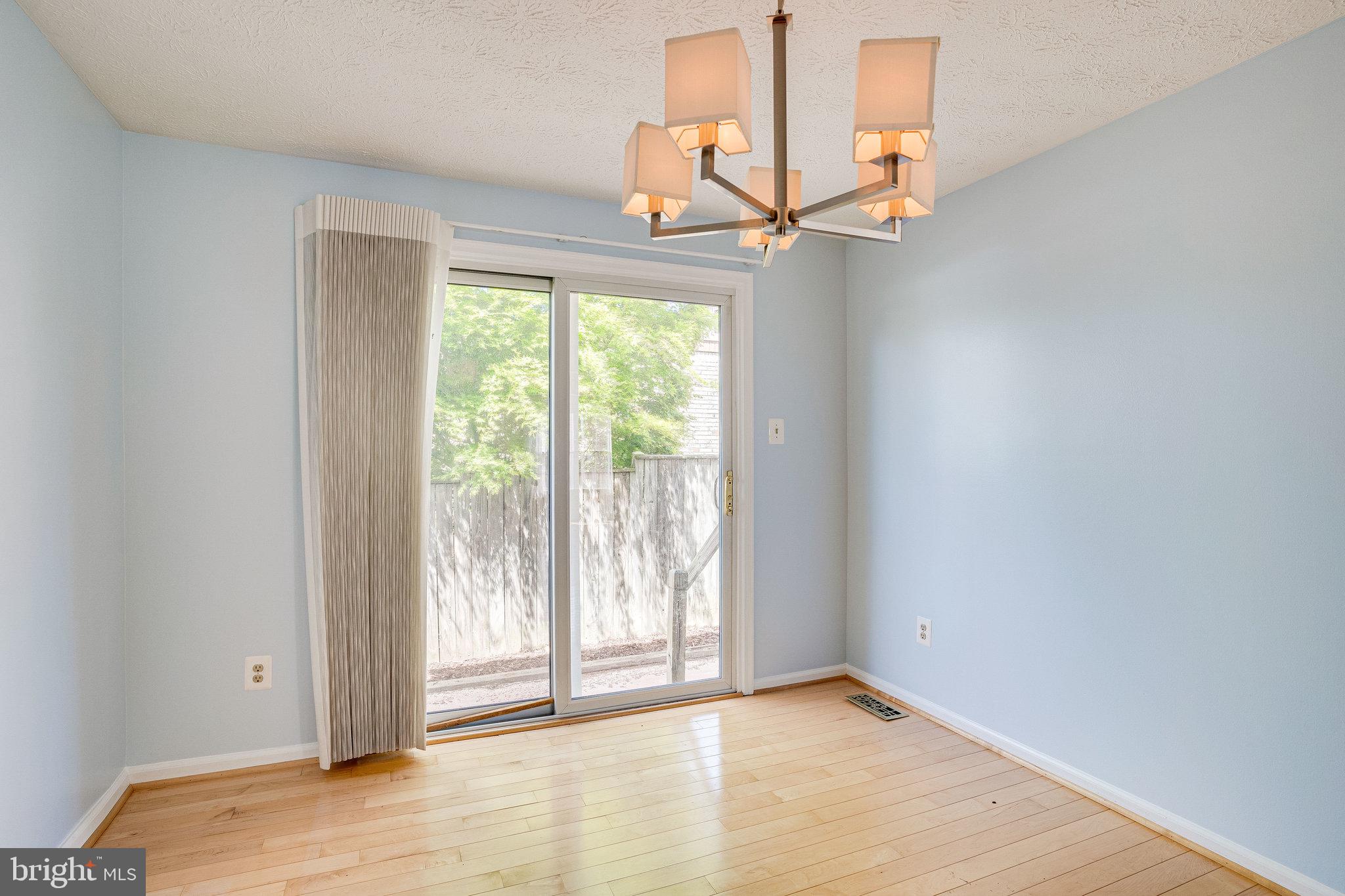 WUNDER'S CROSSROADS - Residential Lease