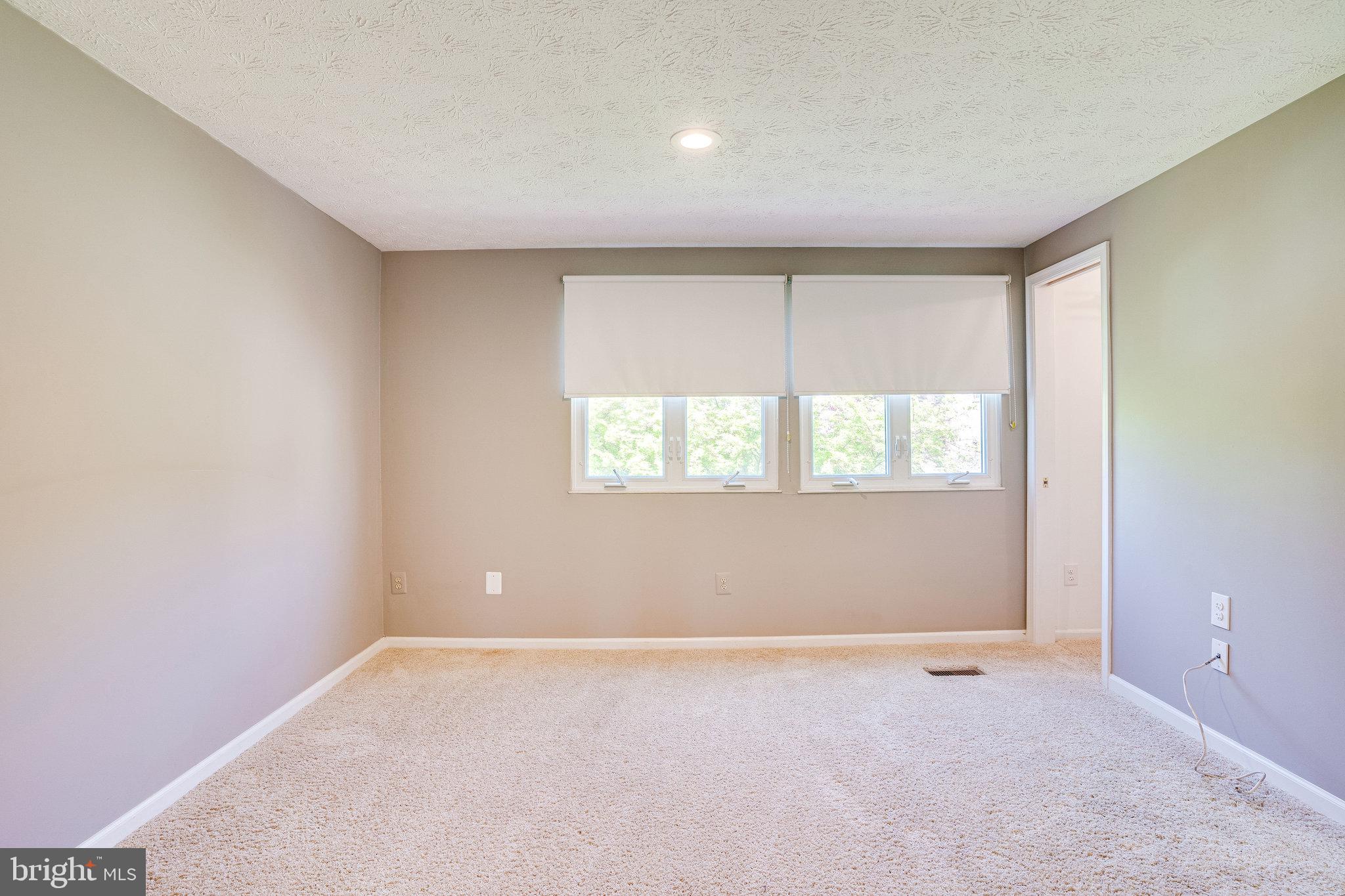 WUNDER'S CROSSROADS - Residential Lease