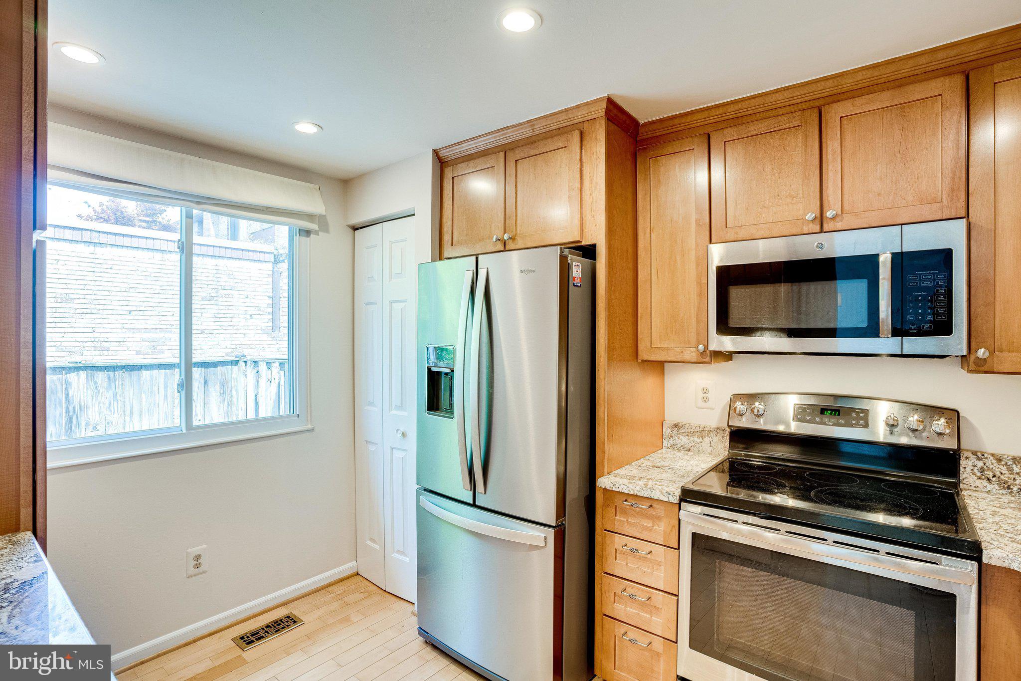 WUNDER'S CROSSROADS - Residential Lease