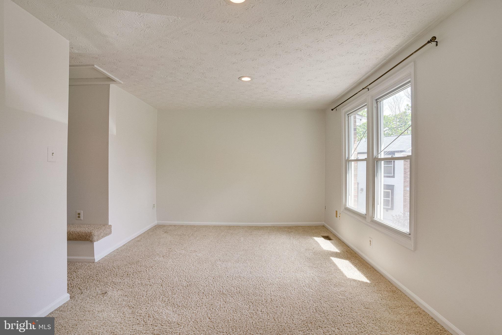 WUNDER'S CROSSROADS - Residential Lease